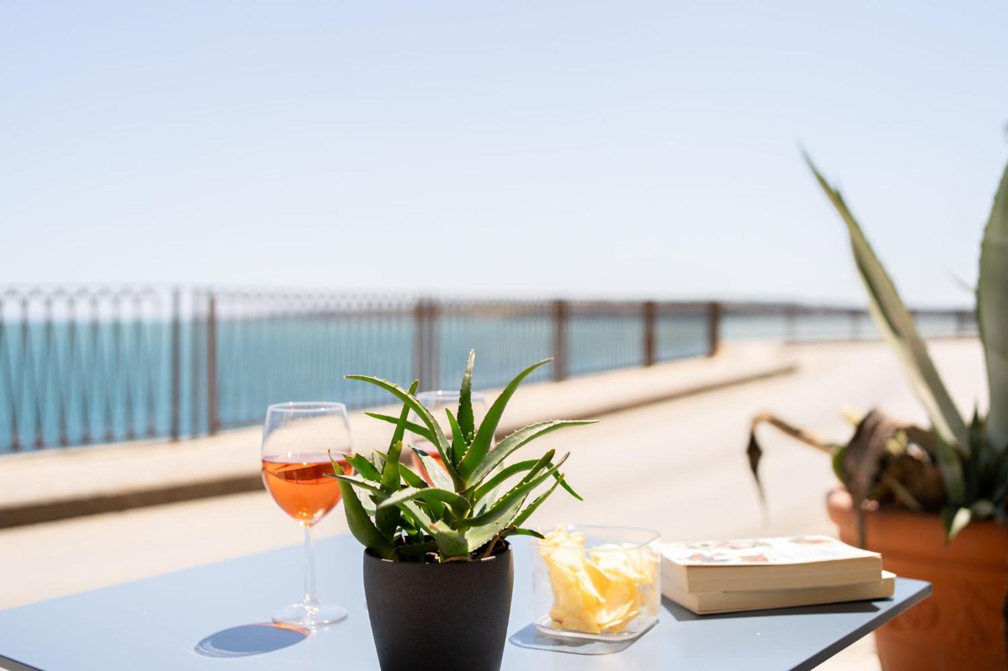 GuestHost - Il Dammuso di Ortigia - Lovely Sea View Apartment view 3