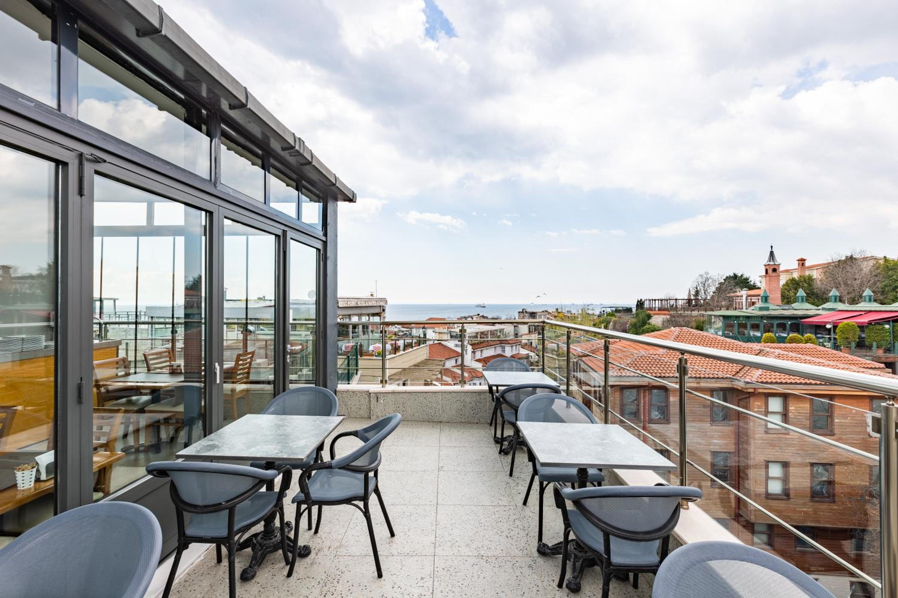 Seraglio Otel & Süitler - Image 27