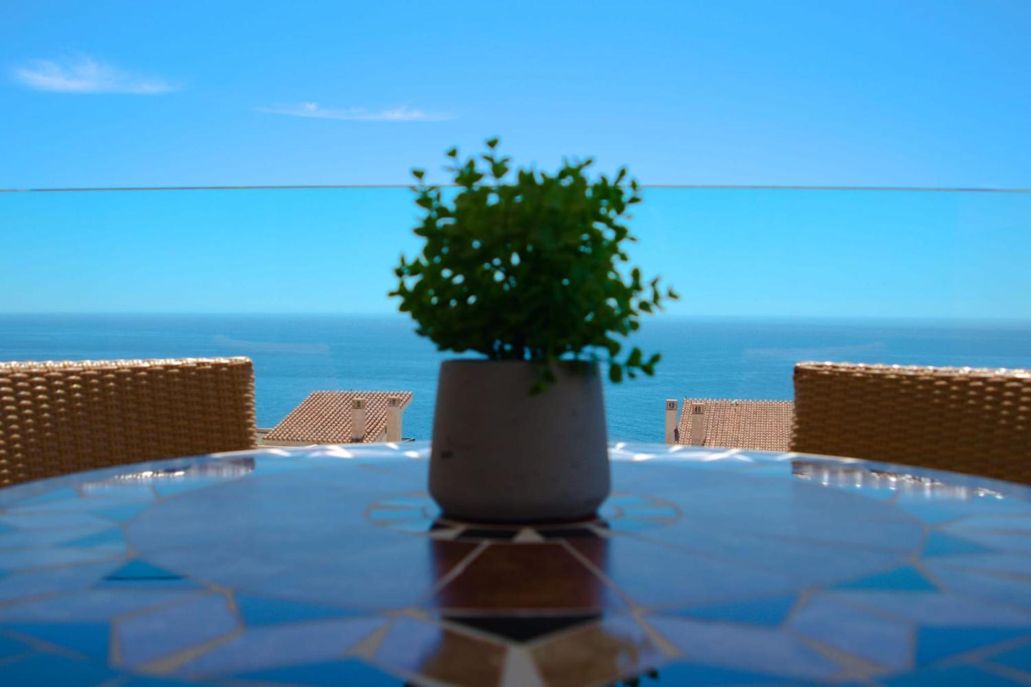 SUNNY DAY APARTMENT CALACEITE