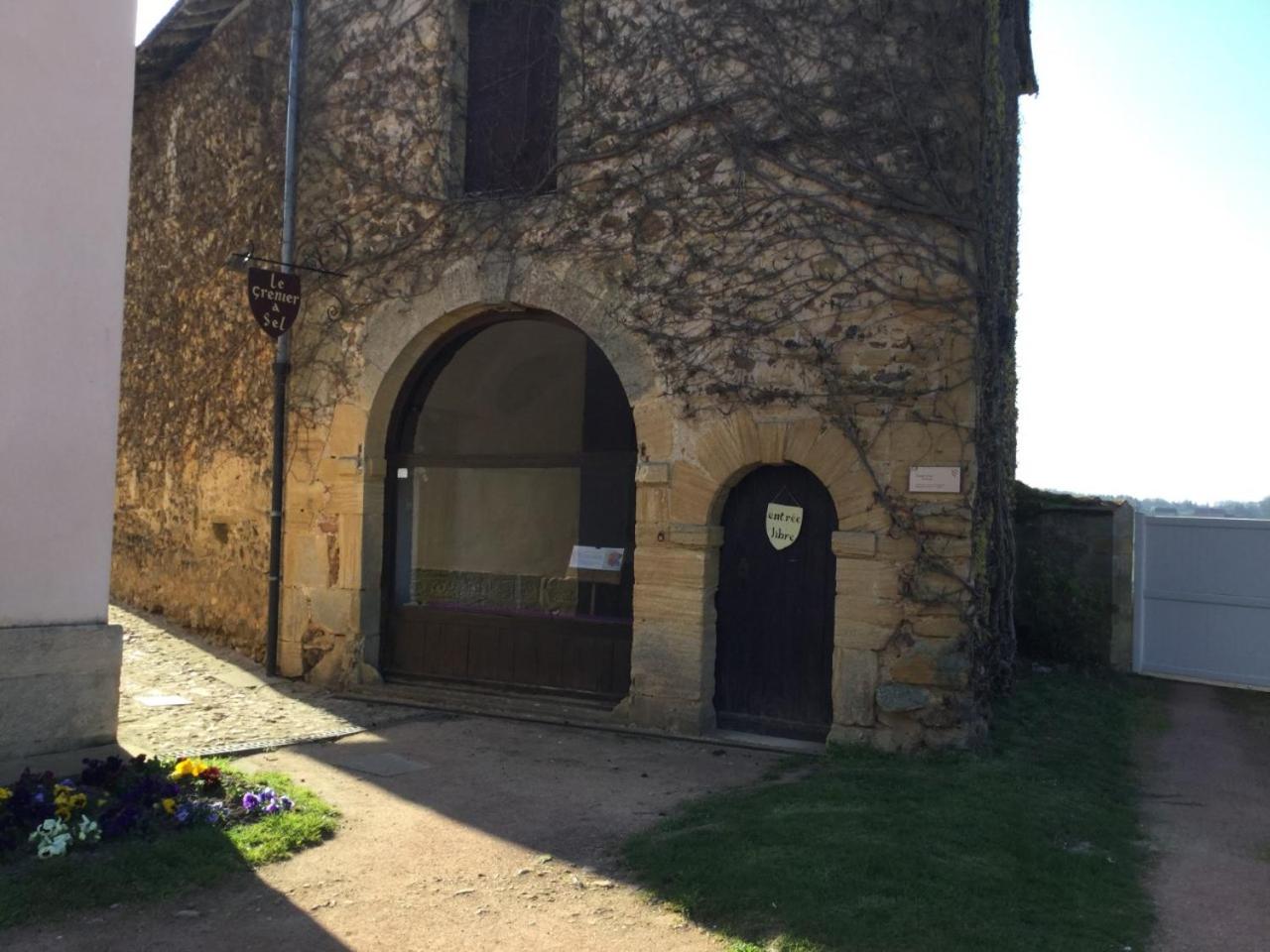 Photo 18