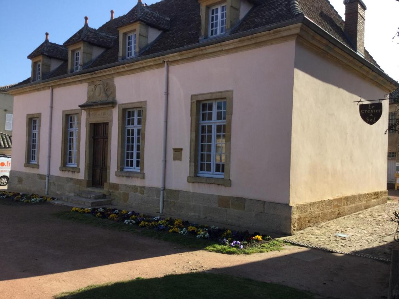 Photo 19