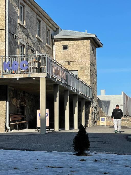 Hotel Ihana huoneisto Turun Kakolassa - Image 1