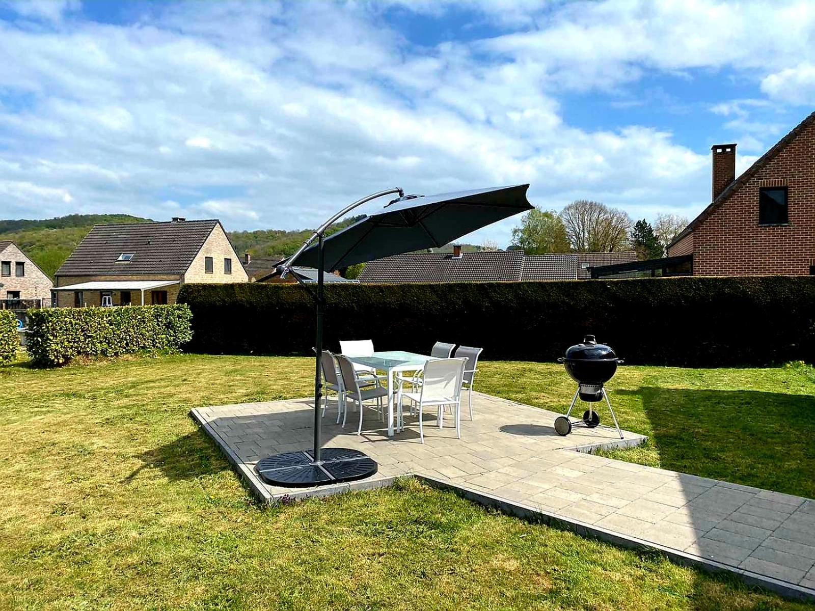 Gîte au 14 - au calme avec jardin , proche de Dinant