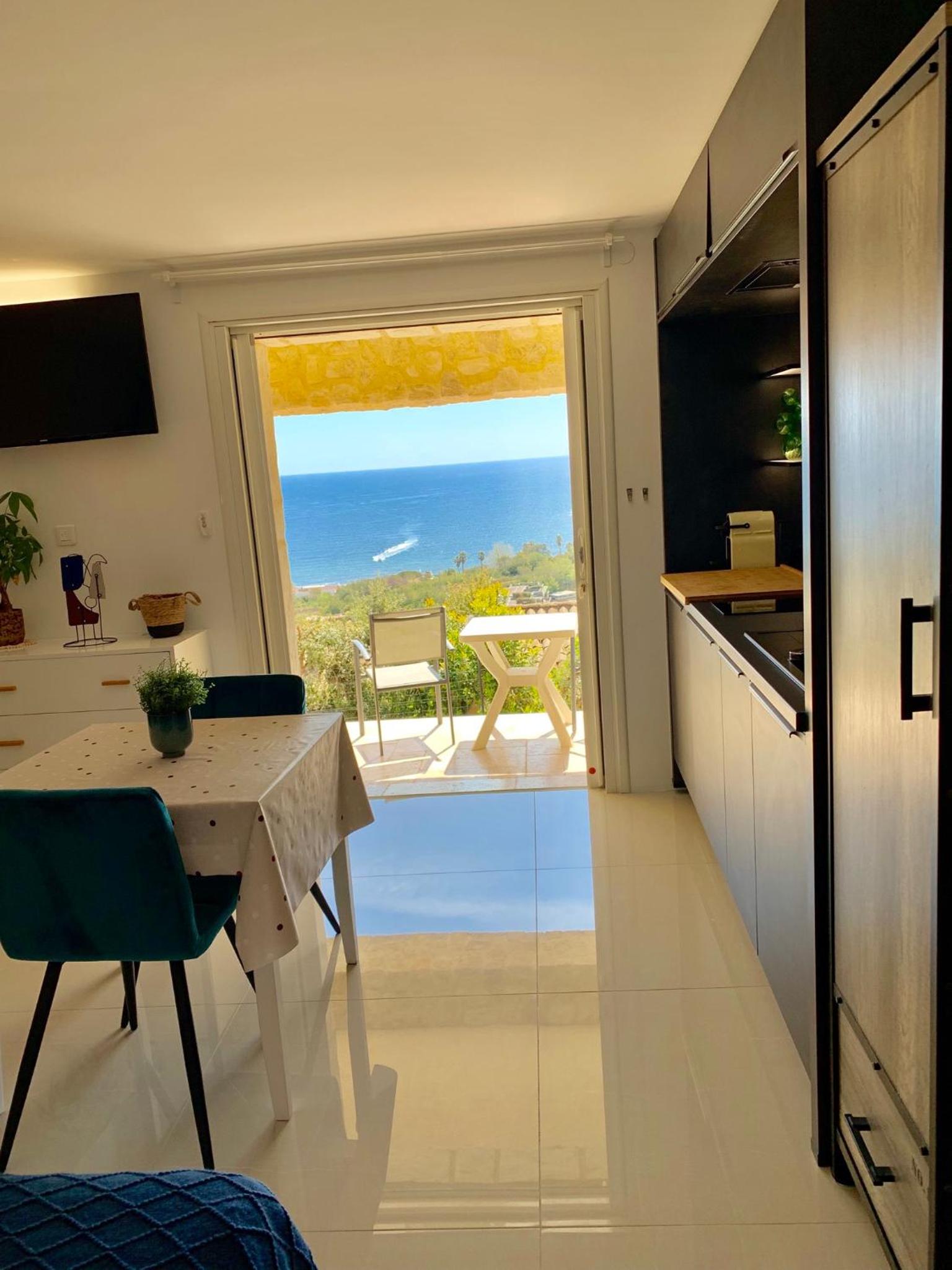 Villa Grand Baie view 4