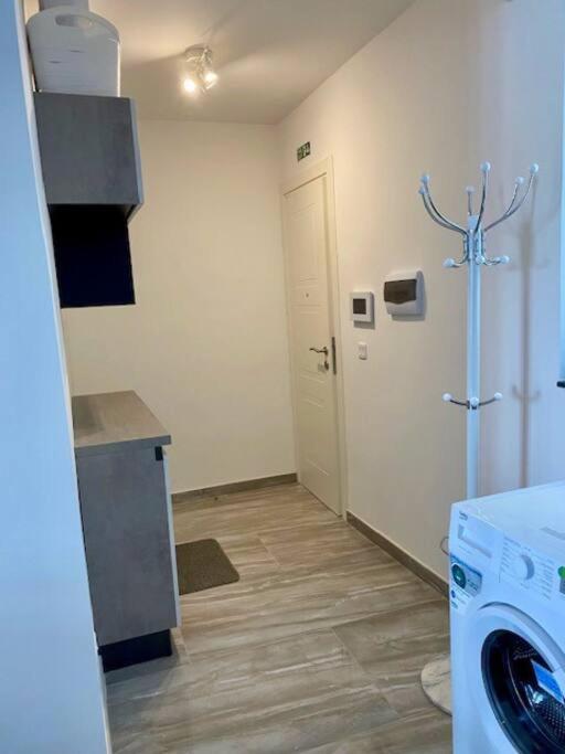 Sliema, Stylish 1 Bedroom Apartment with Parking. view 4