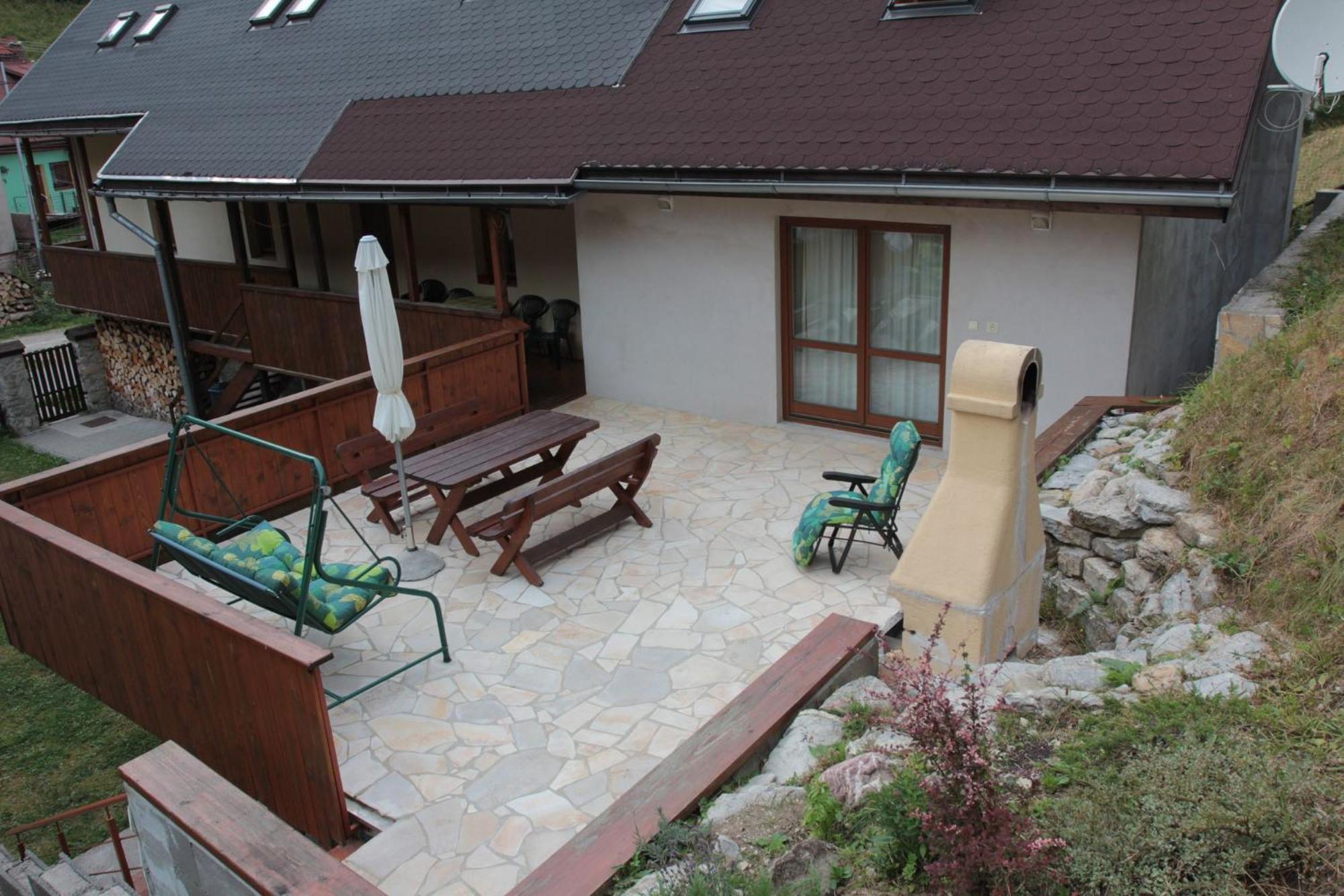 Photo 9