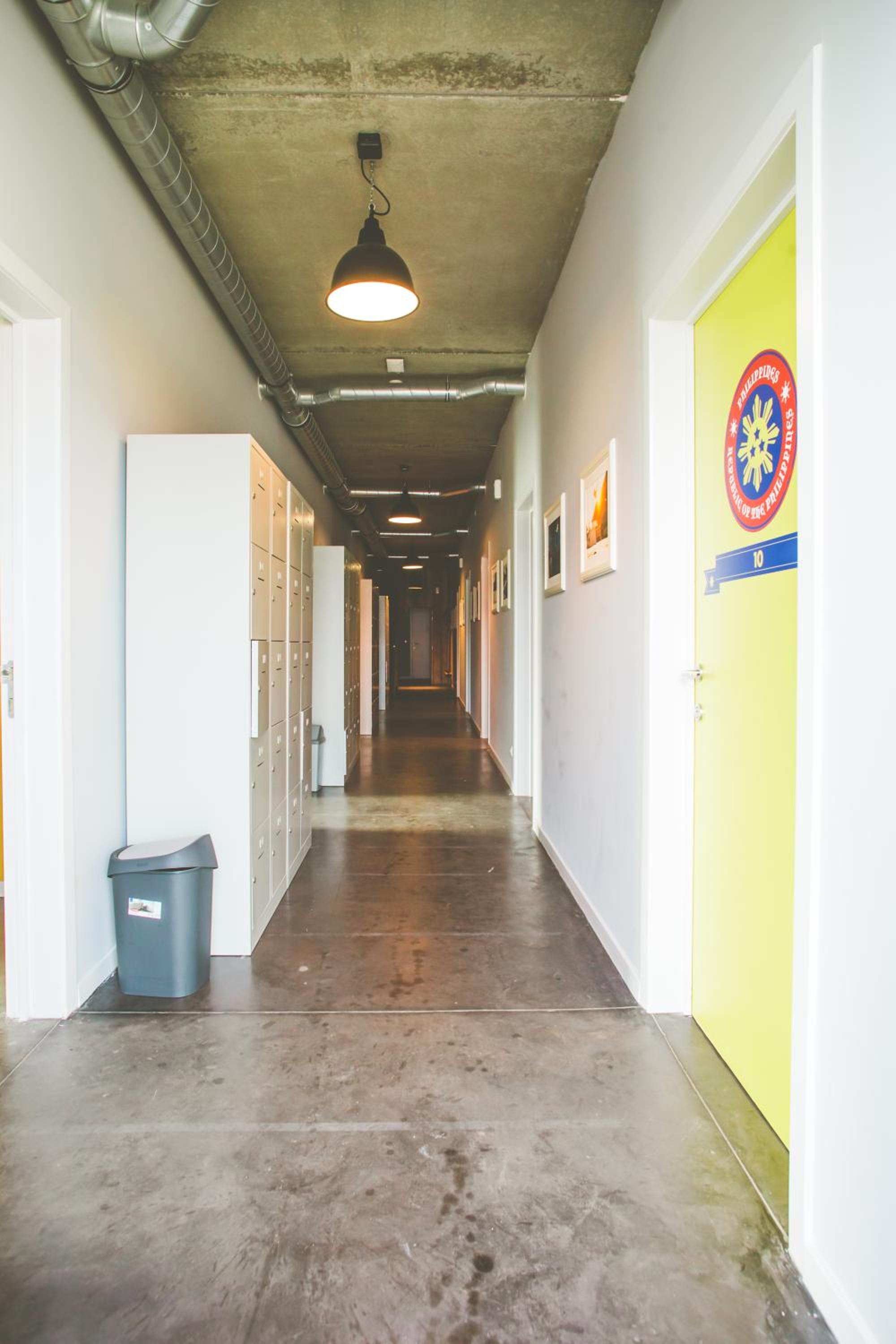 Lakeside Paradise Sport Hostel