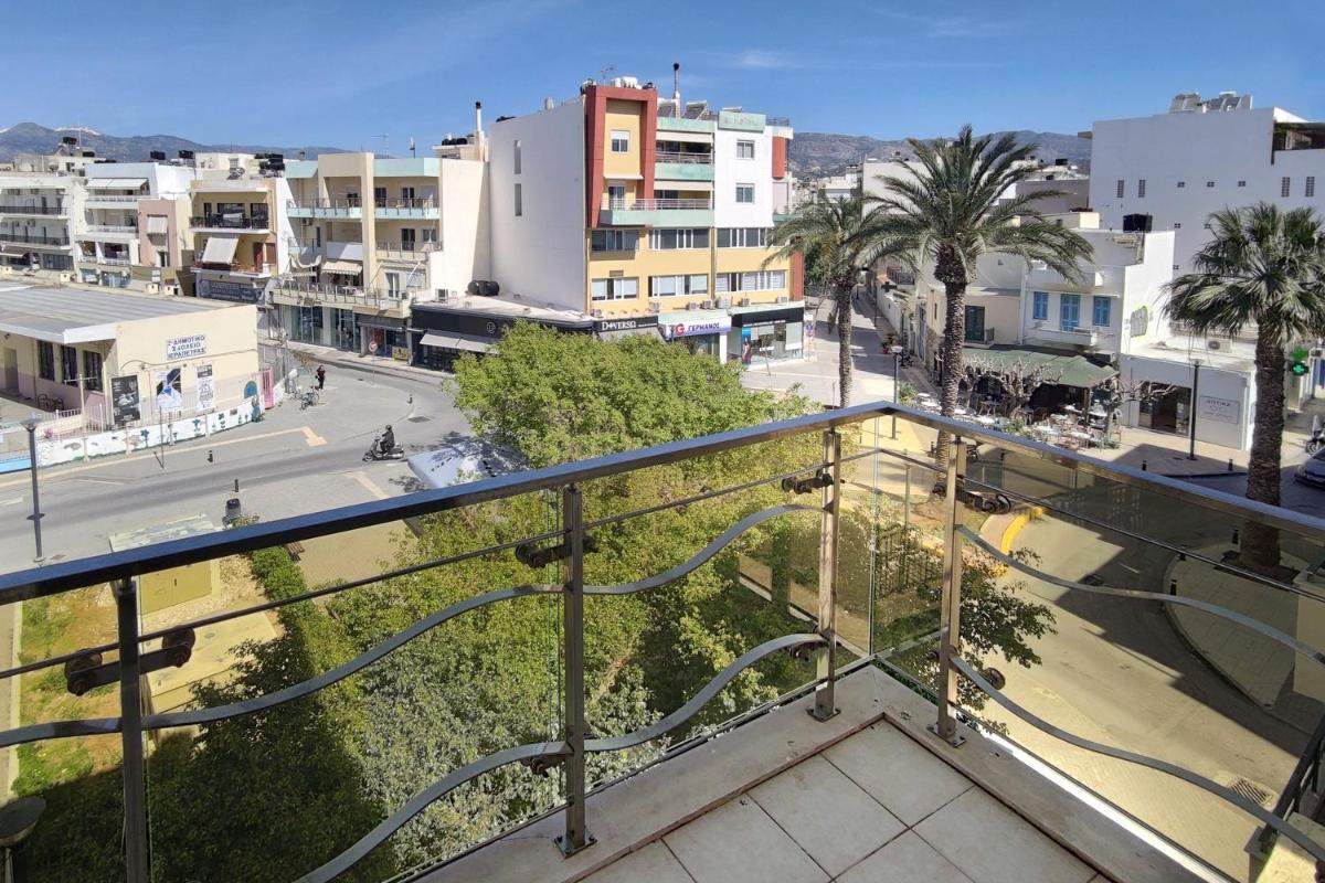 Hotel Studio Image - Image 1