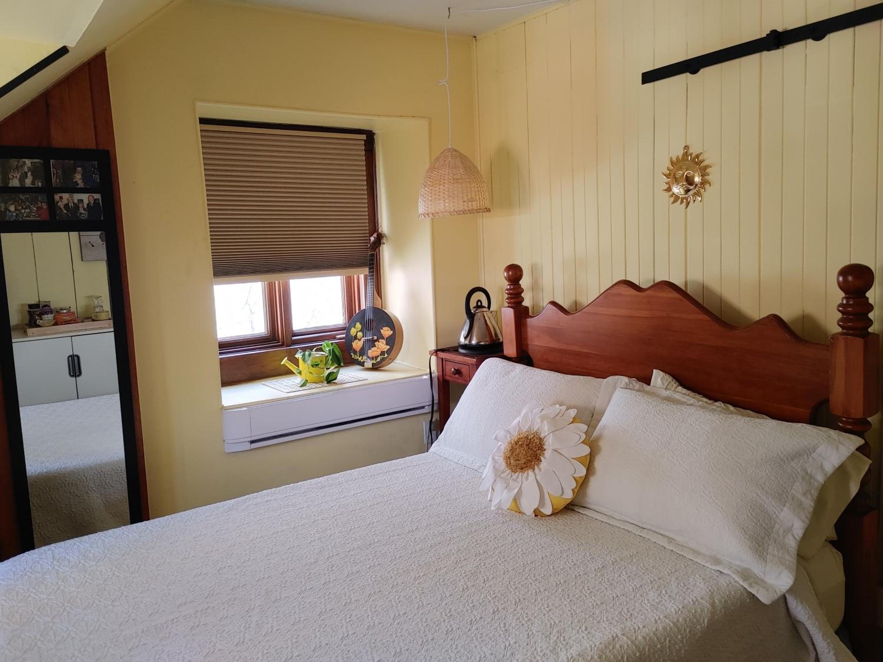 Guesthouse Refuge du Poète Montreal-Longueuil