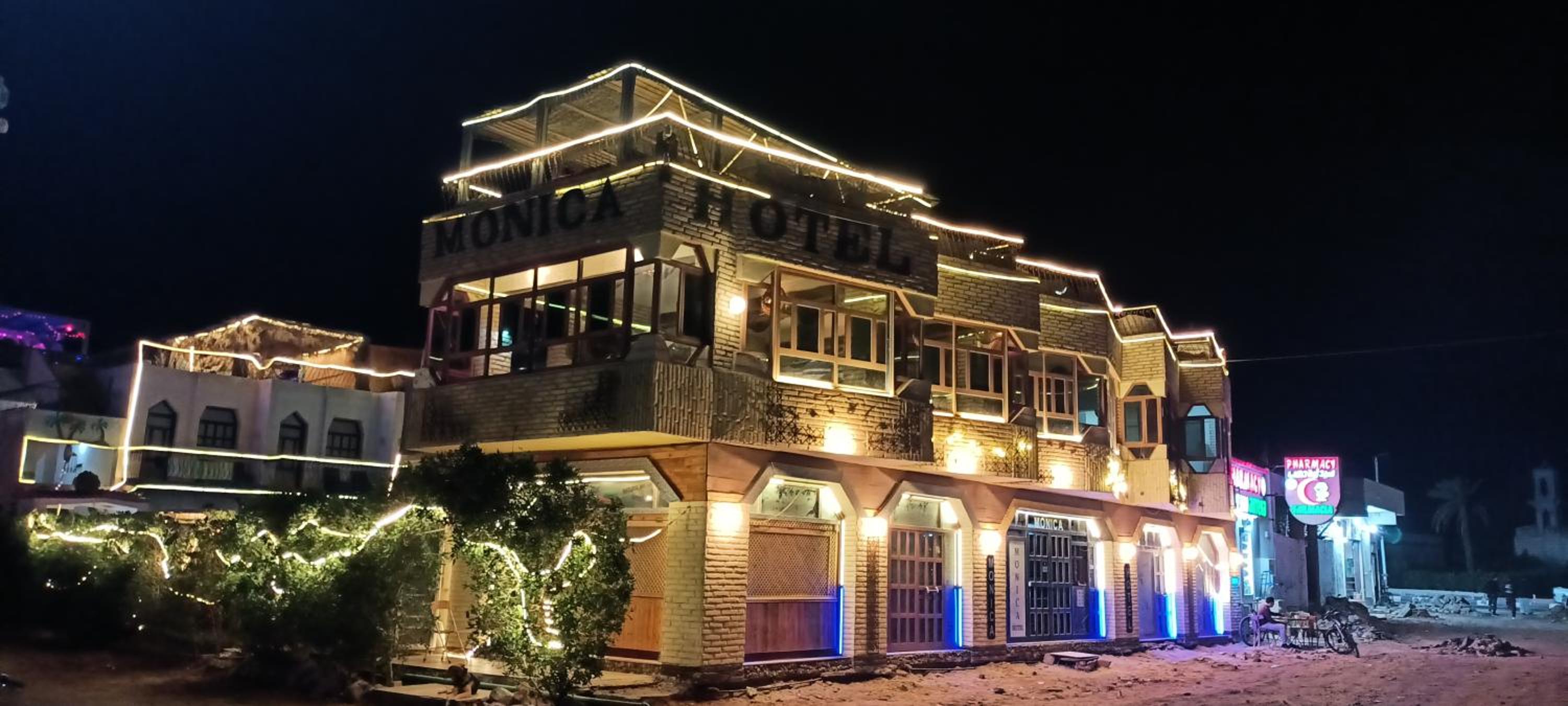 Hotel Monica Hotel - Image 1