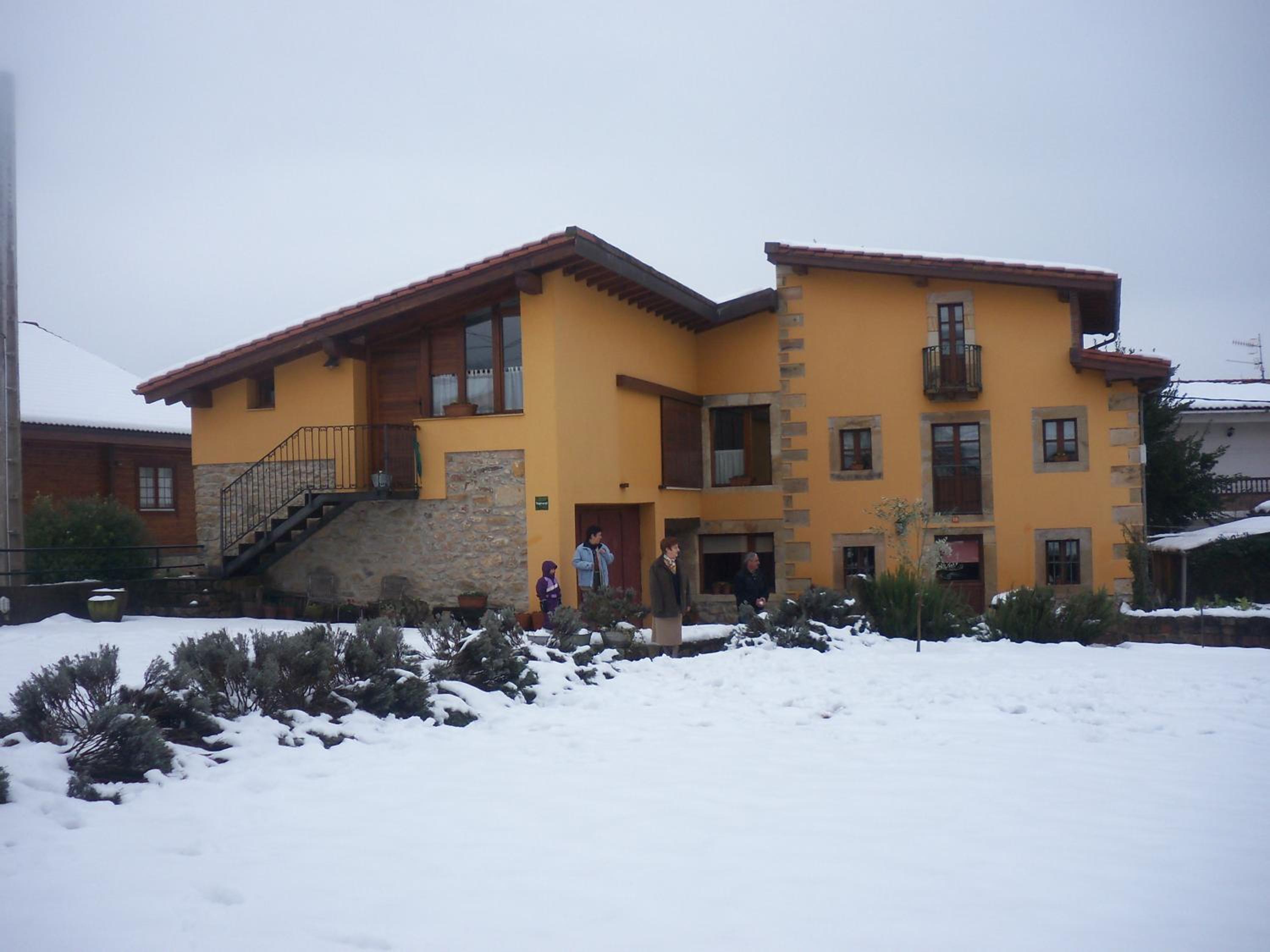 Apartamentos Rurales La Casa Vieja De Silió