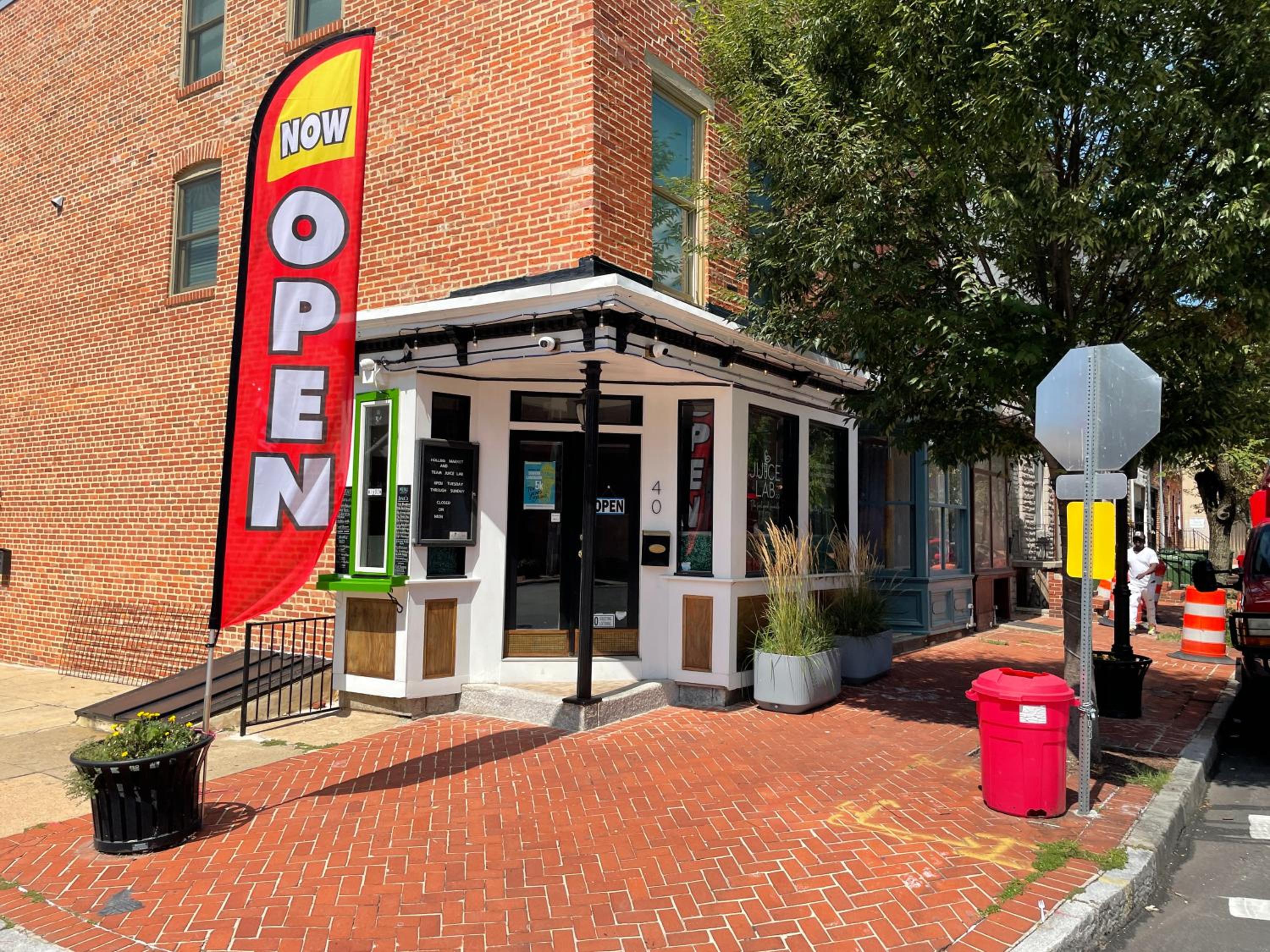 Downtown Suite - Close to Topgolf, Horseshoe Casino, UM Baltimore - Property Image 3