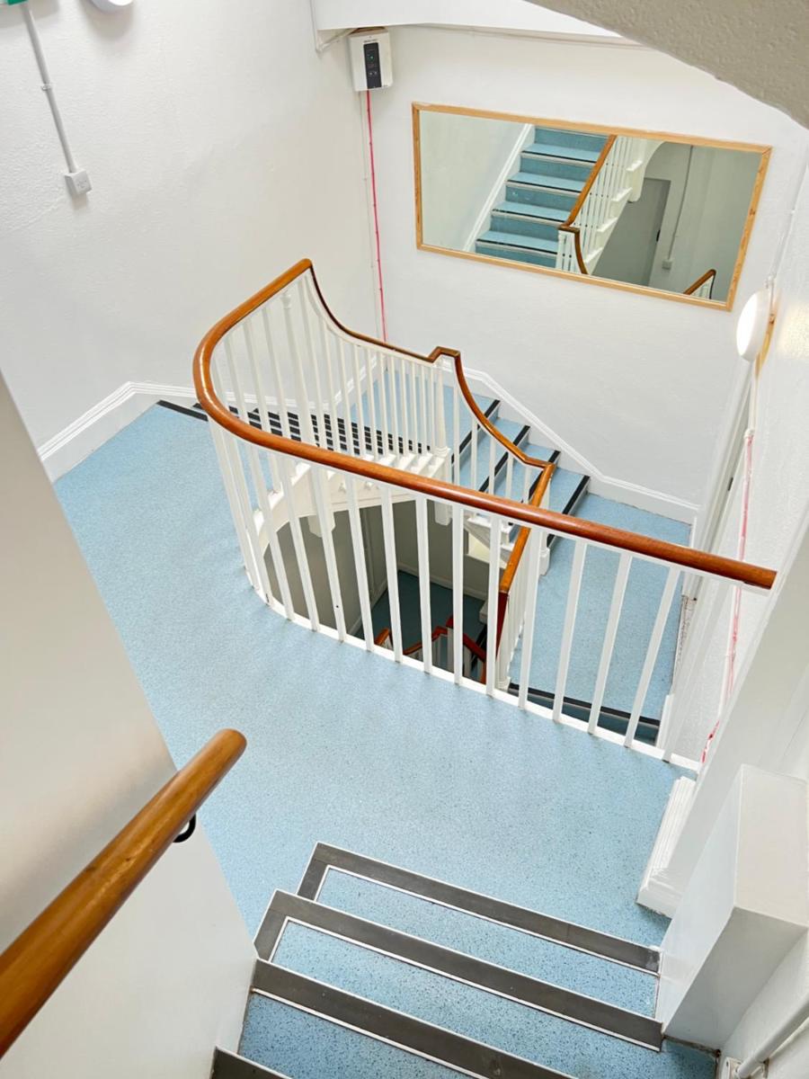 Spacious Entire Two Bedrooms Flat, H 3 view 5