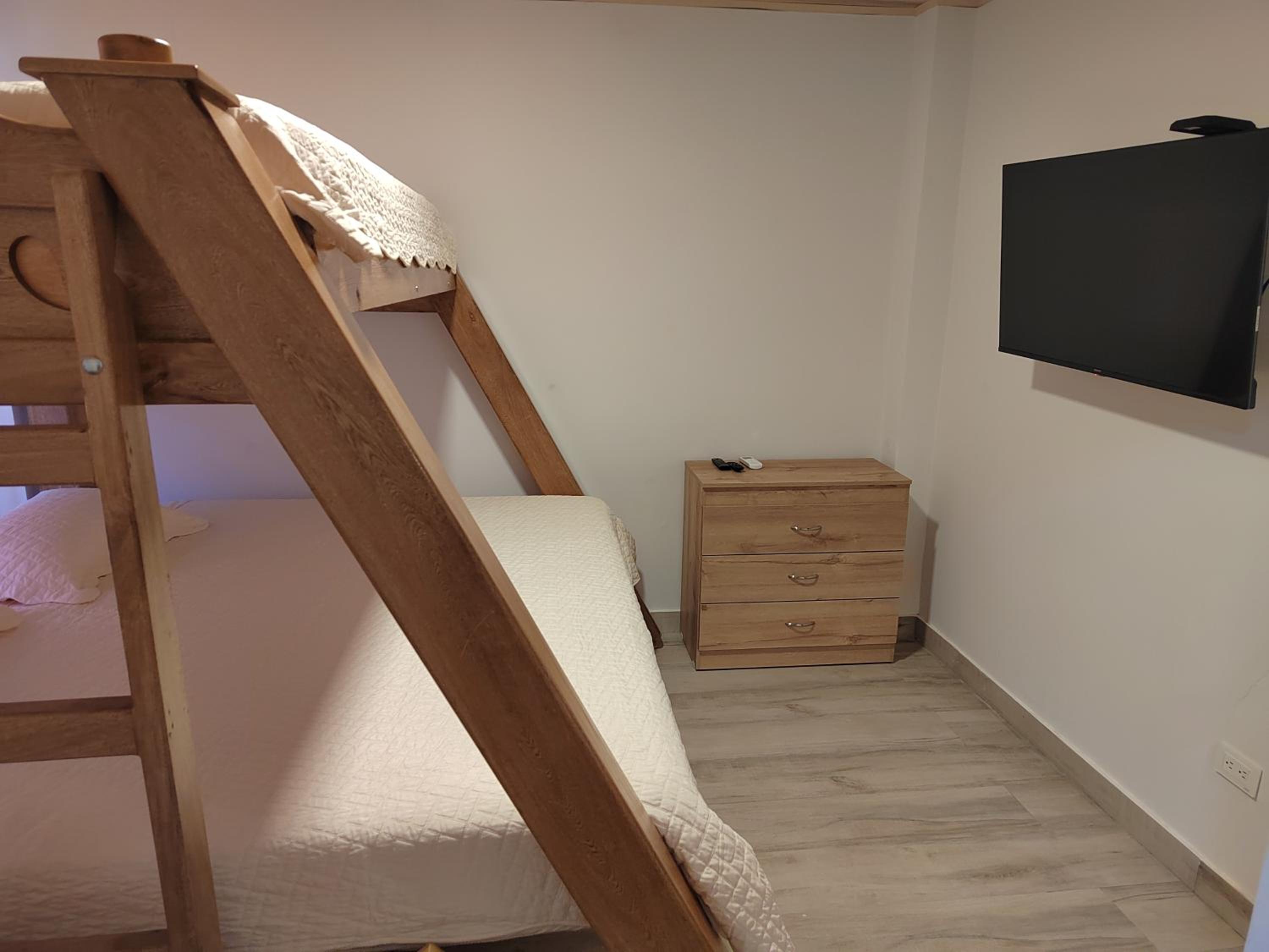 Aparta Suite Villa Roko