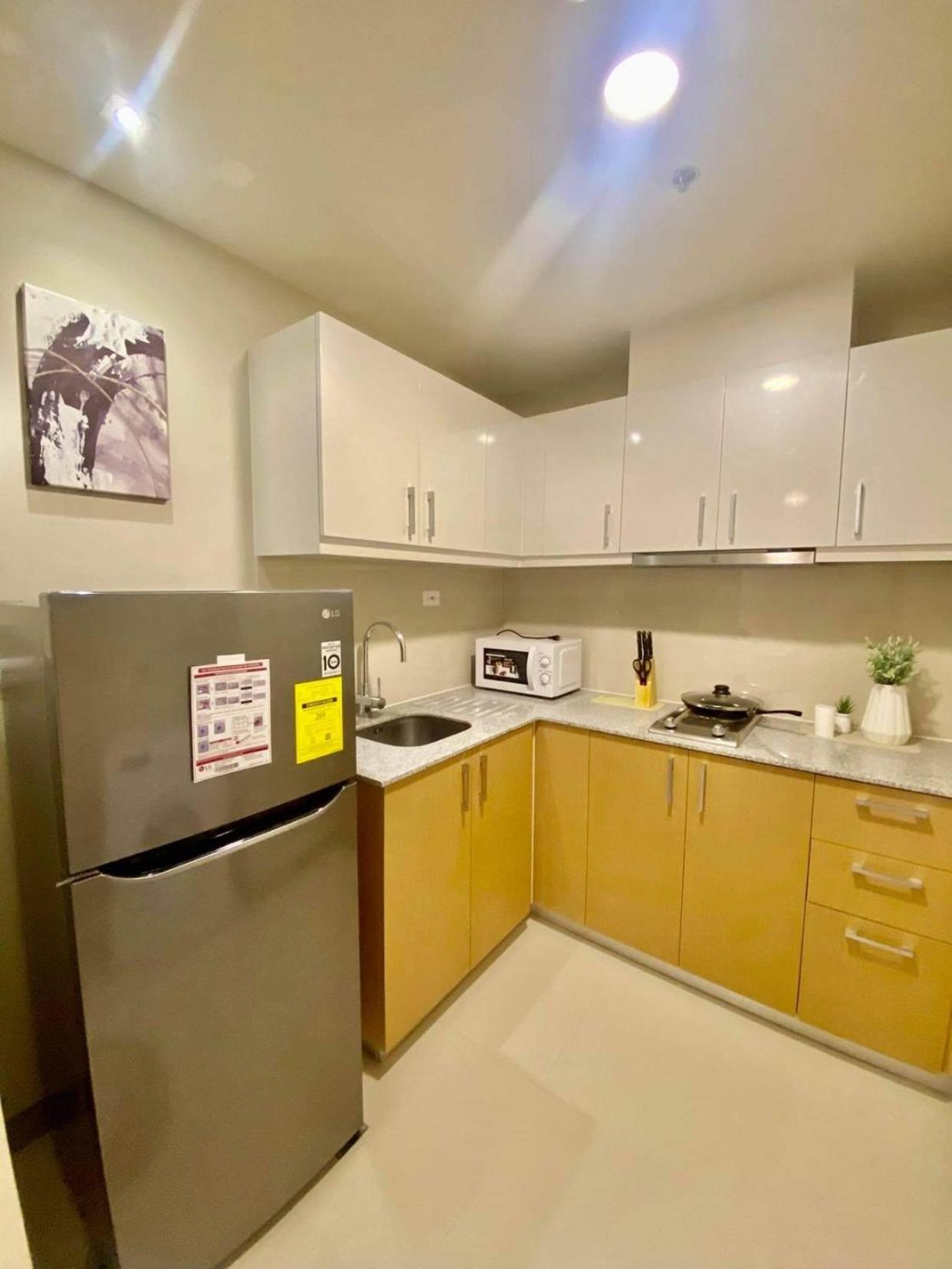Uptown Parksuites, Manila - 16