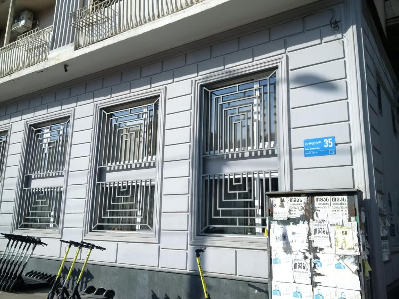 One-room apartment near metro DELISI