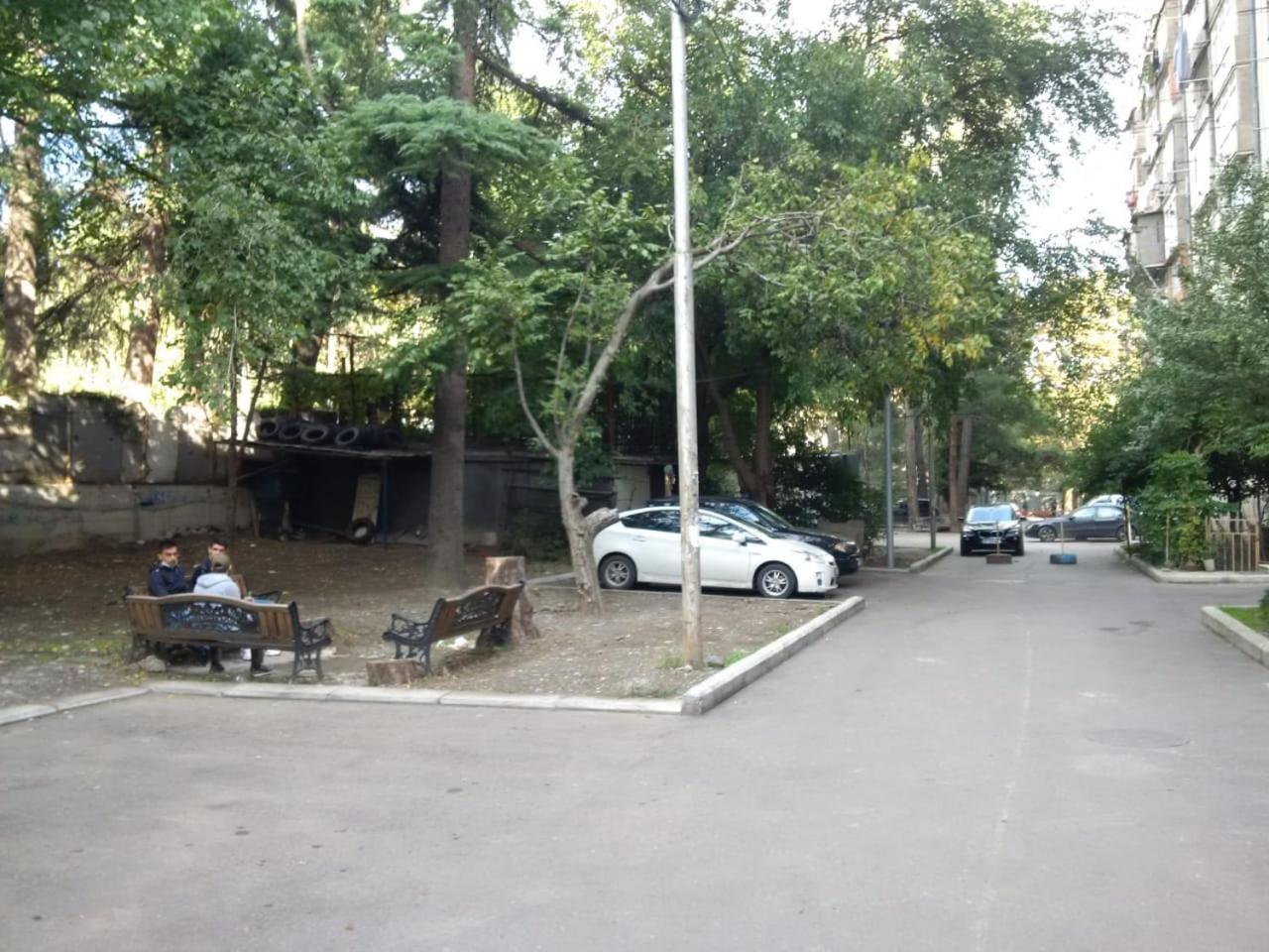 One-room apartment near metro DELISI