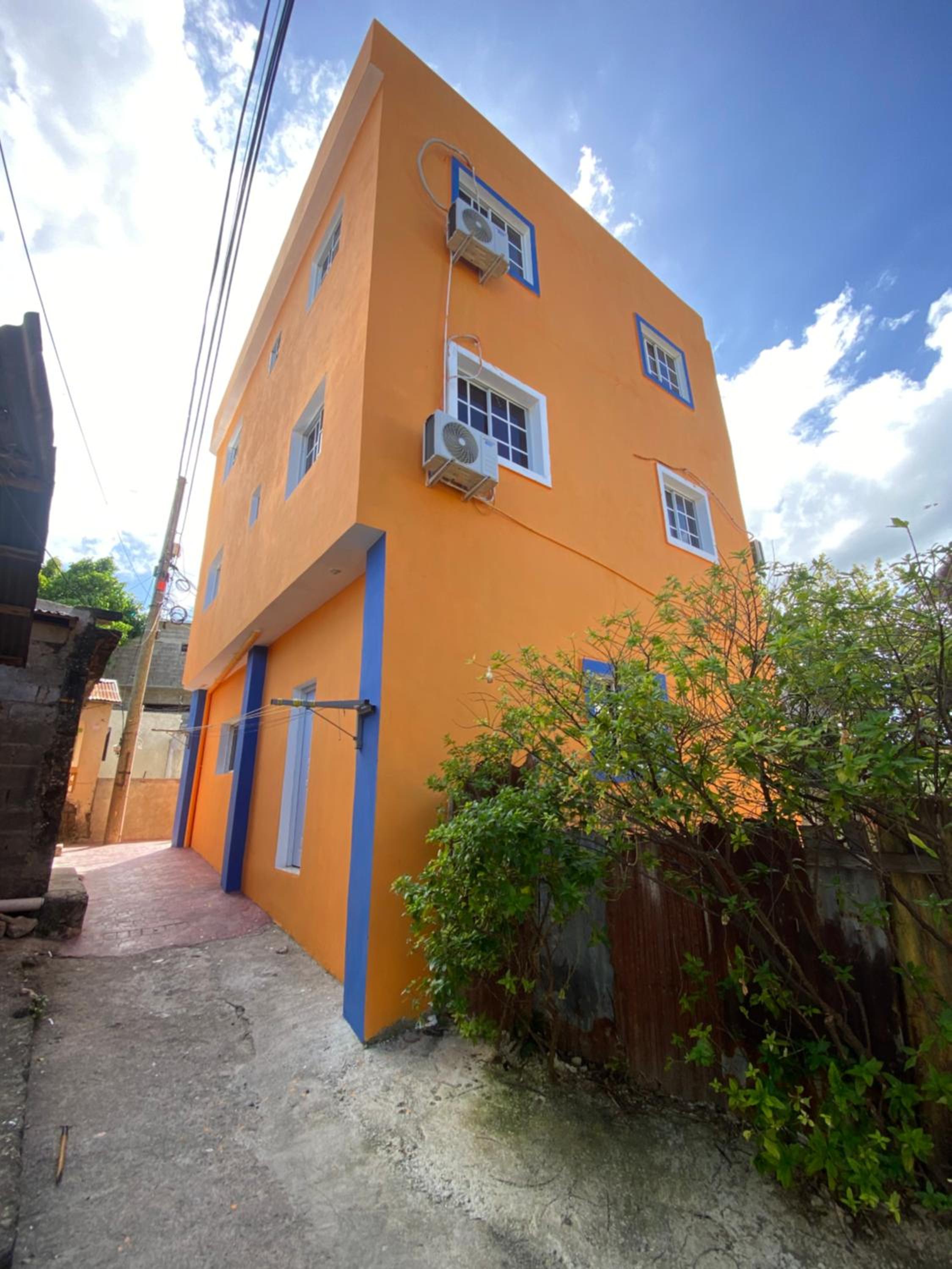 RESIDENCIAL DOÑA GLORIA view 2