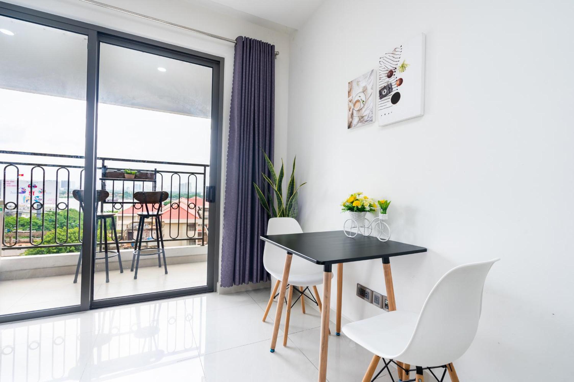 Saigon Royal - River View Studio - Hana Apart 6 Floor