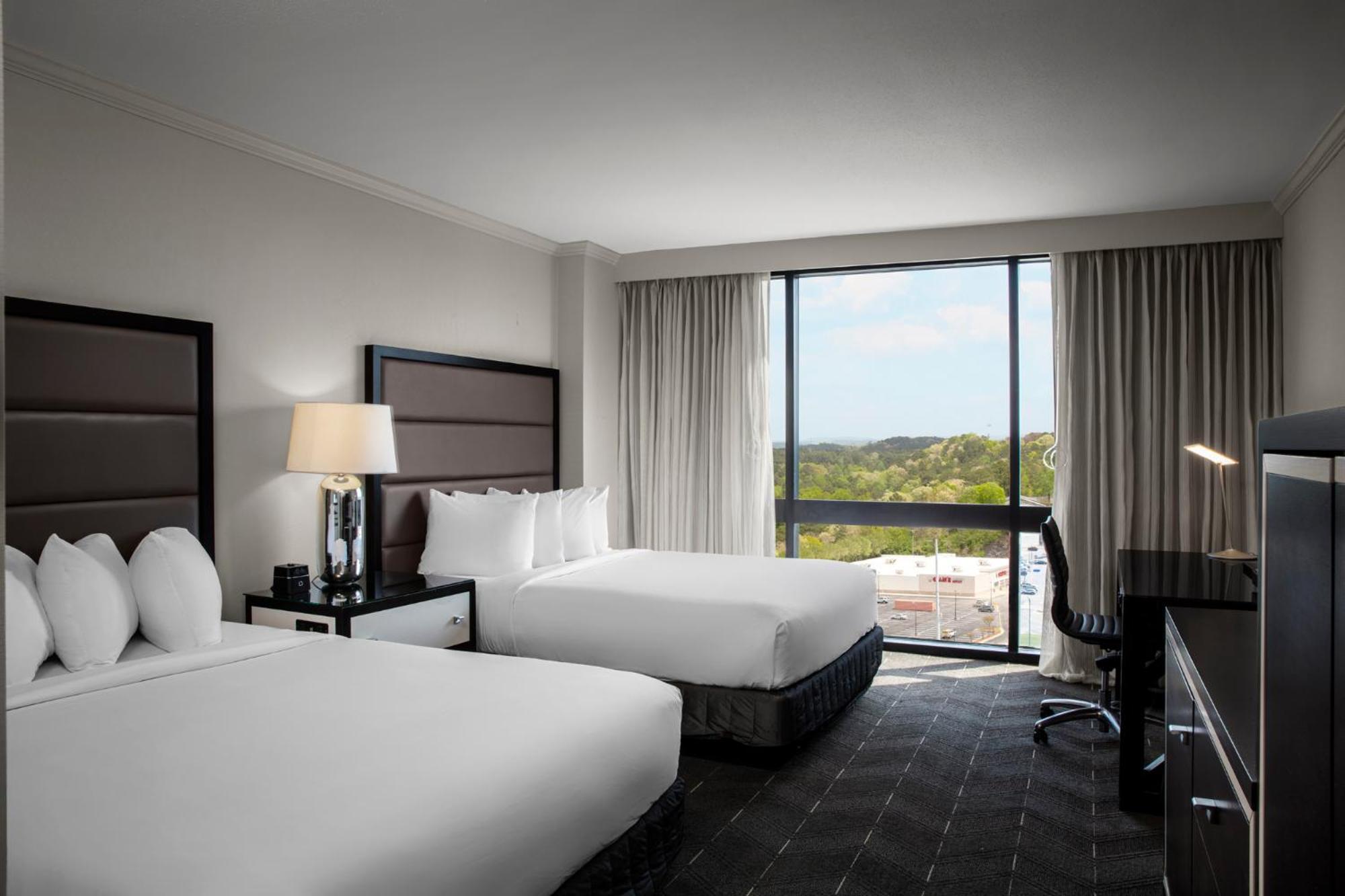 Birmingham Vacations - Hyatt Regency Birmingham - The Wynfrey Hotel - Property Image 5