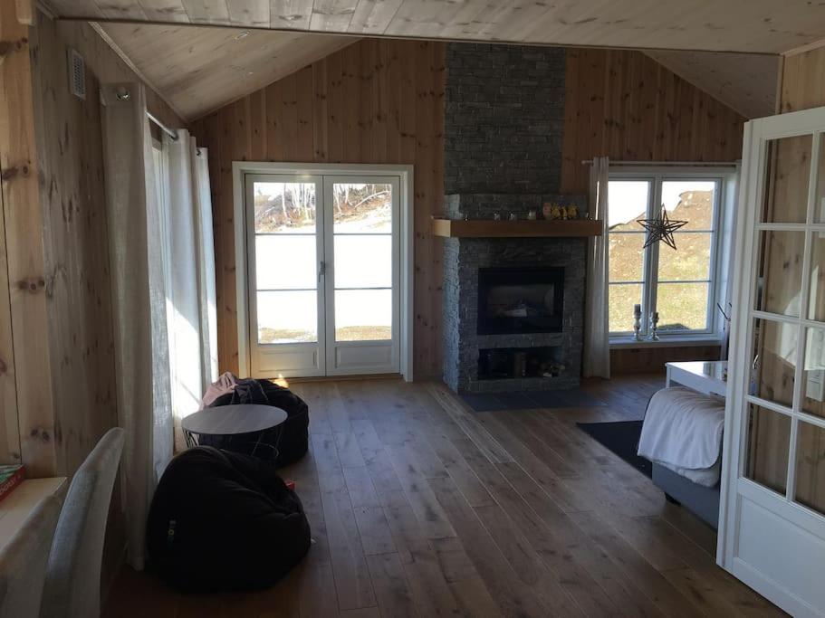 Photo 8
