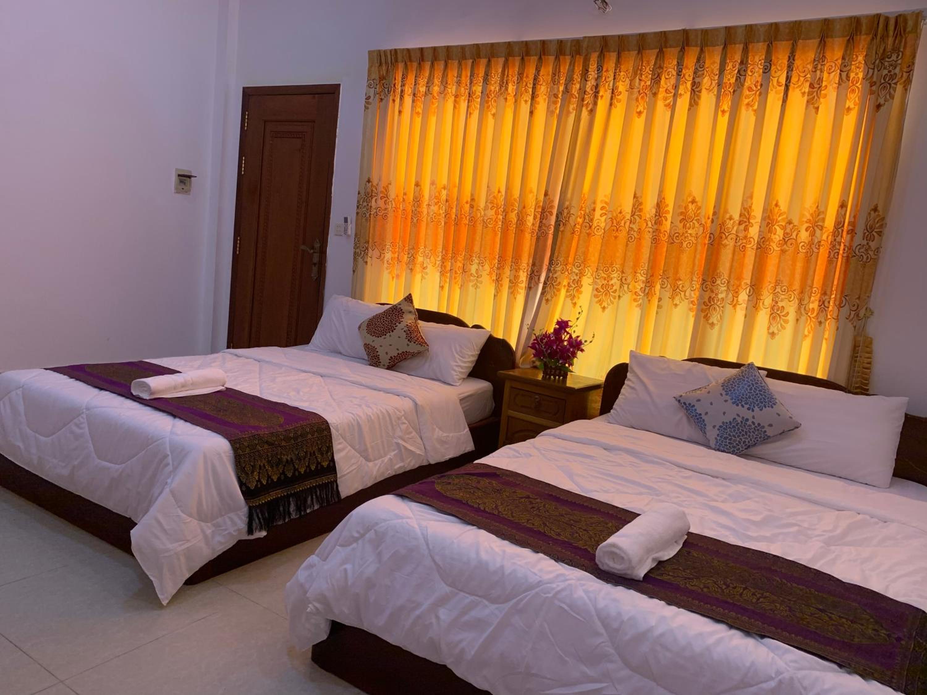 Reaksmey Meanrith Guesthouse and Residence
