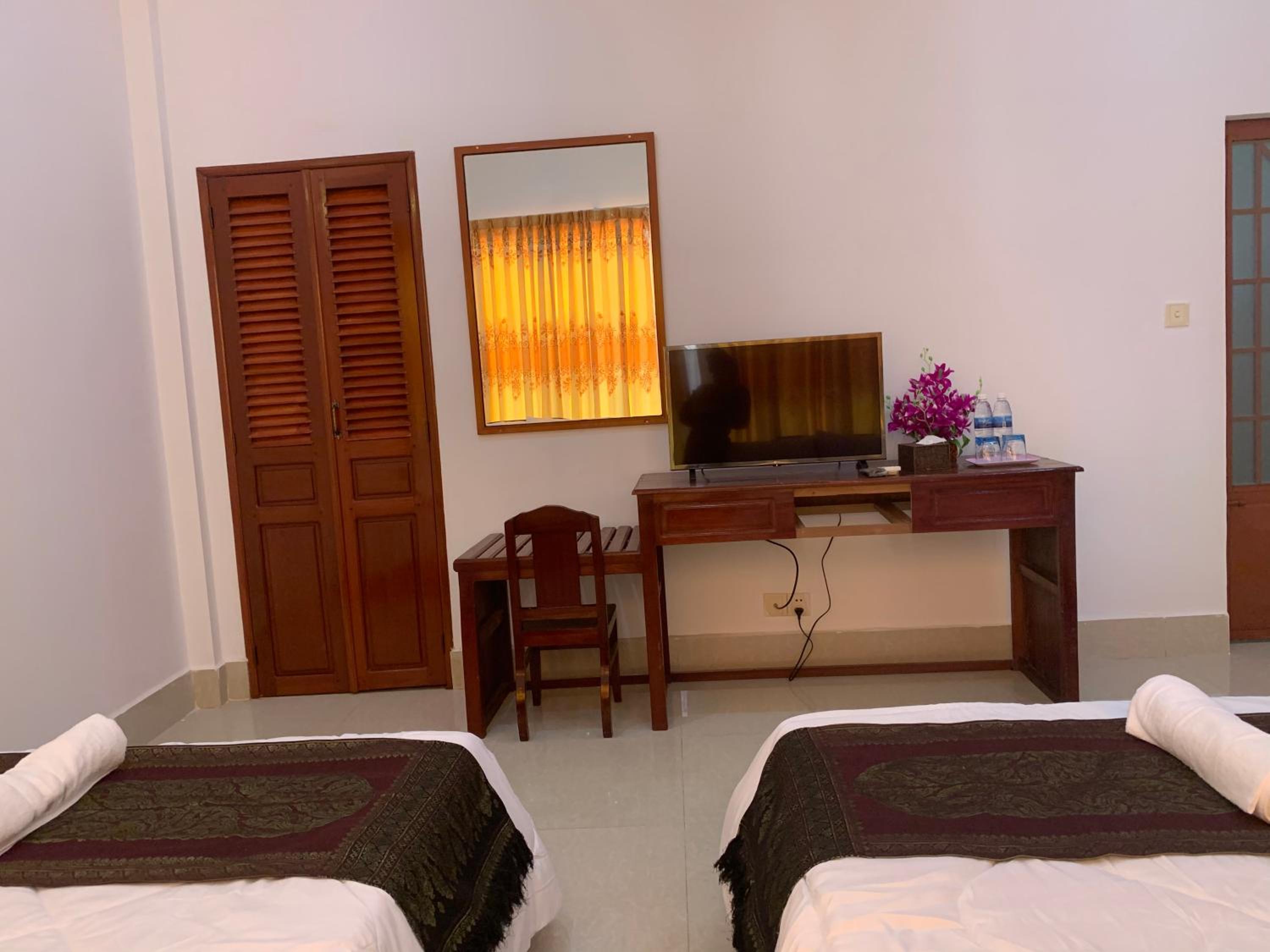 Reaksmey Meanrith Guesthouse and Residence