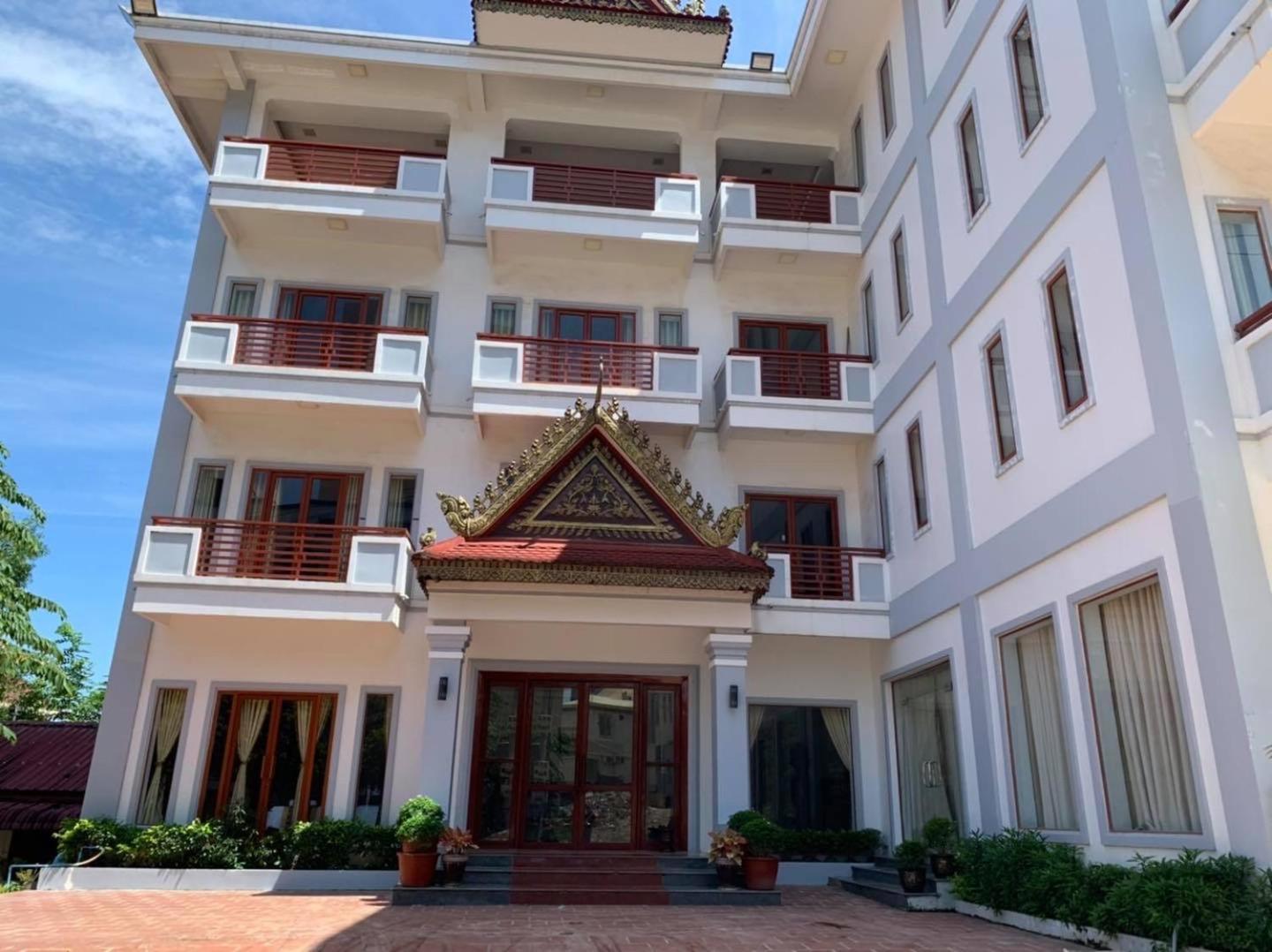 Reaksmey Meanrith Guesthouse and Residence