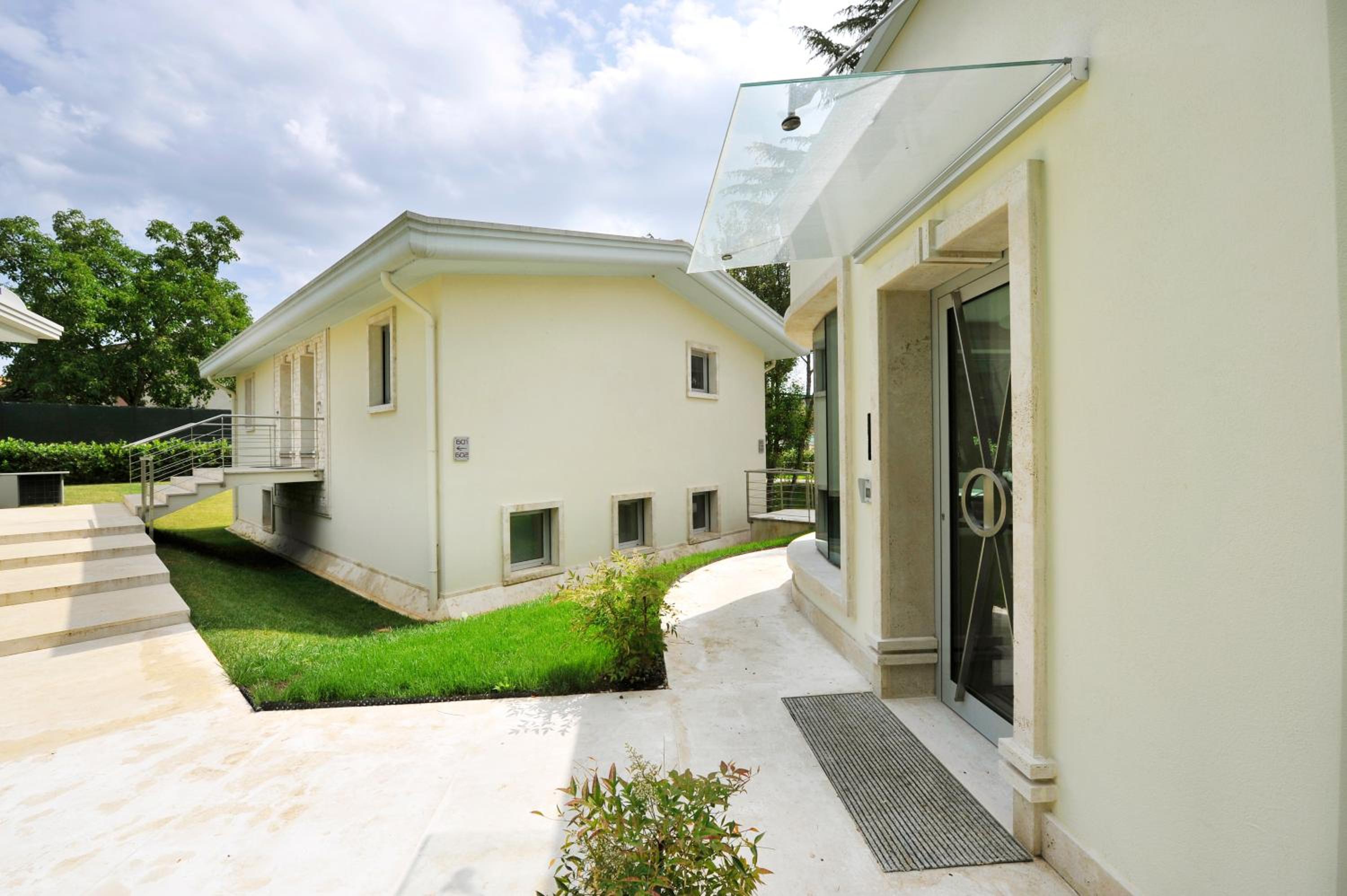 Suite Testani
