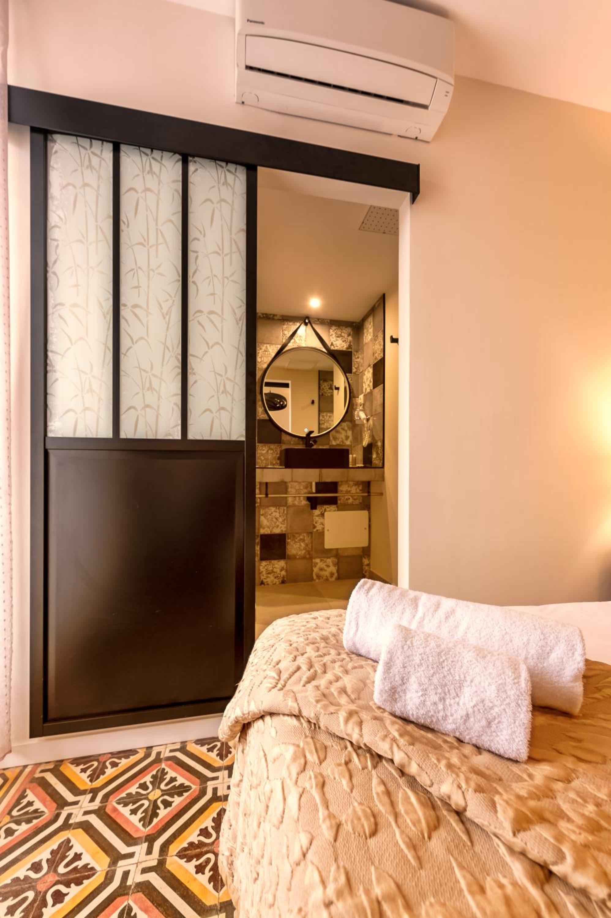 hotel room