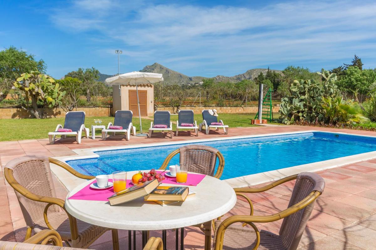Marilen - Finca with Large Garden & Pool view 2