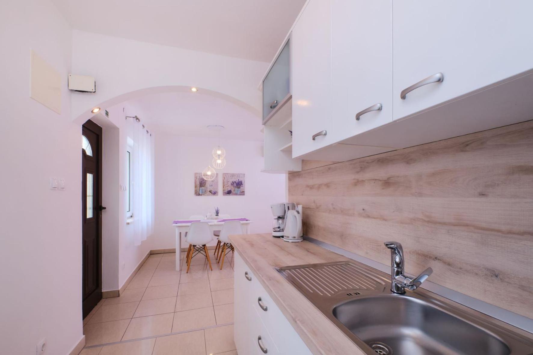Apartmani Tanja view 2