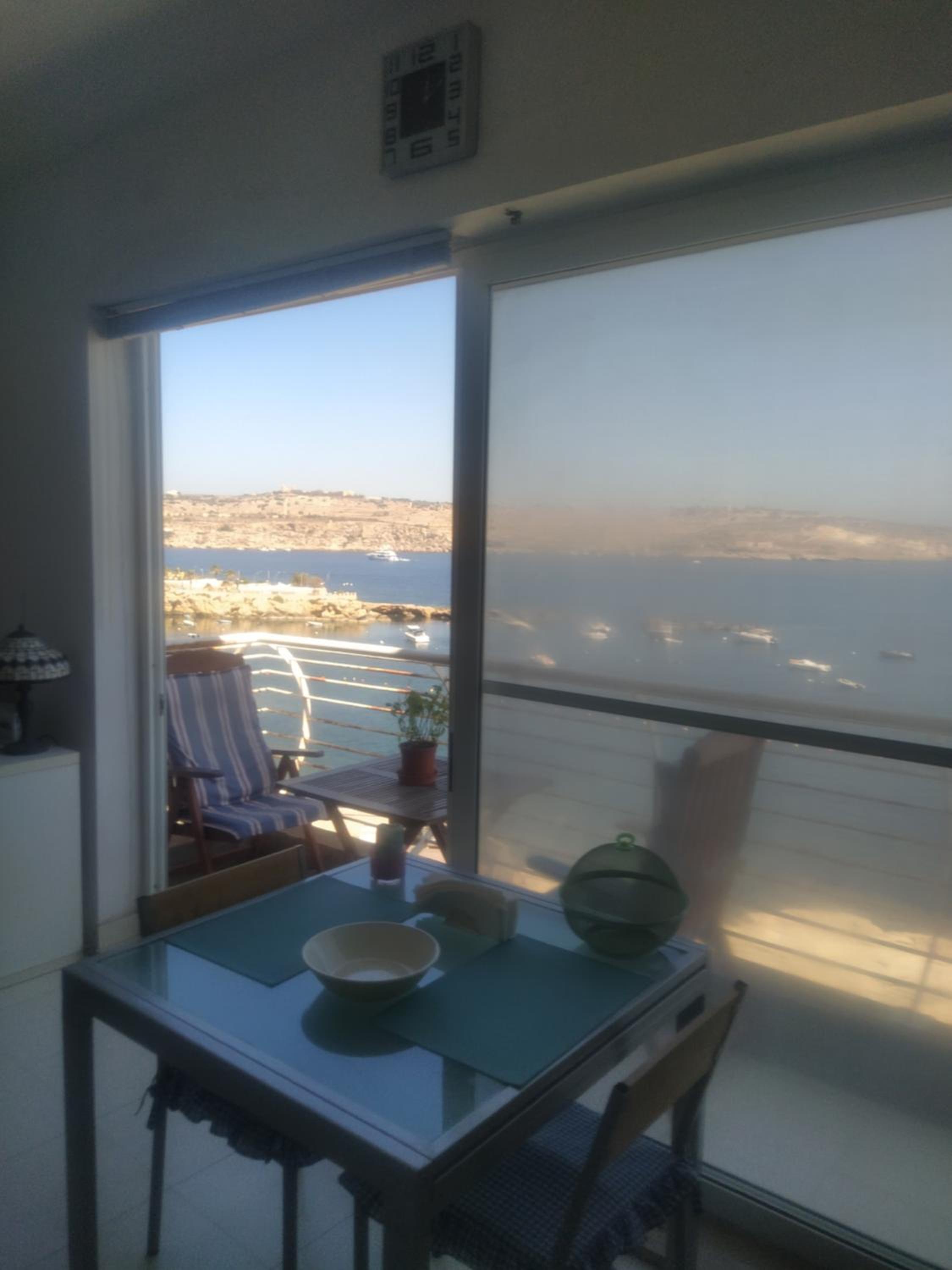 A Seafront Home away from home photo 2