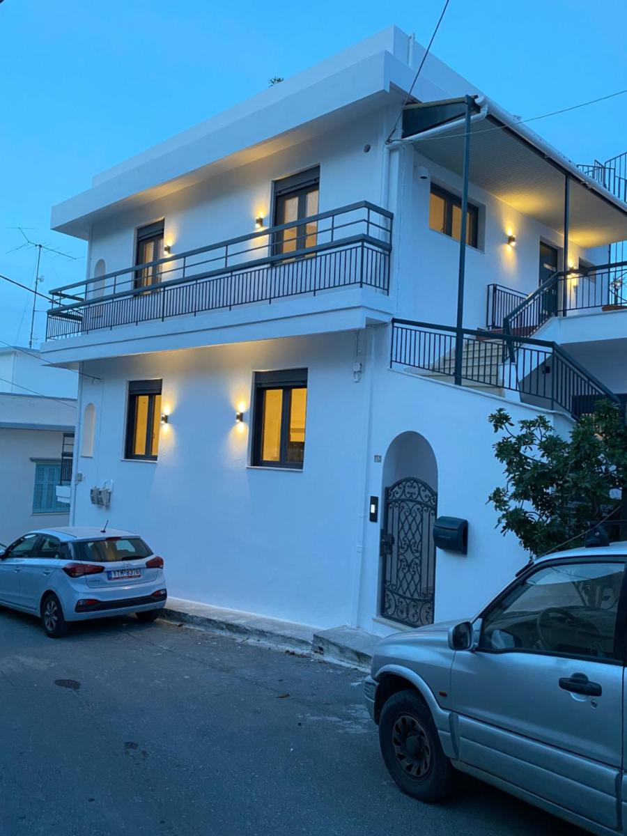 Hotel Nikos - Image 1