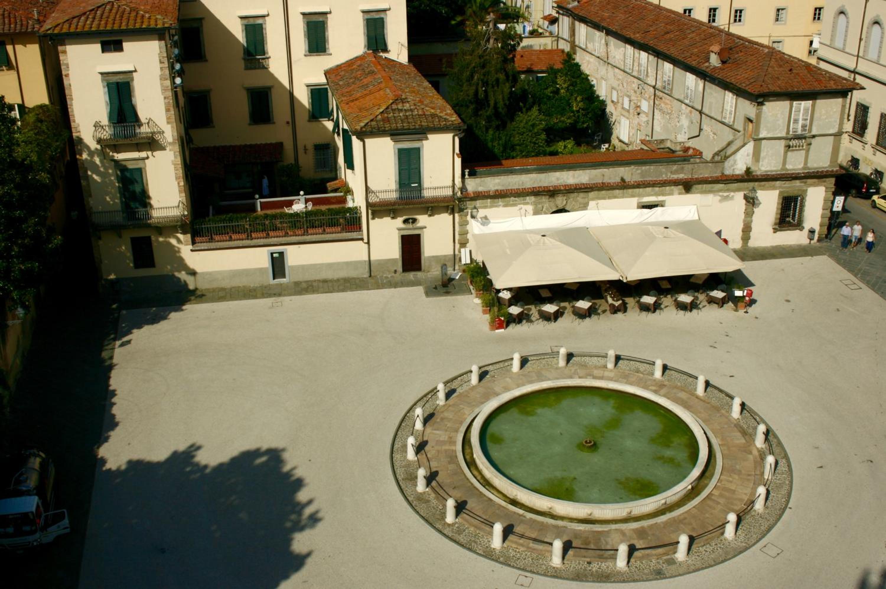 Photo 44