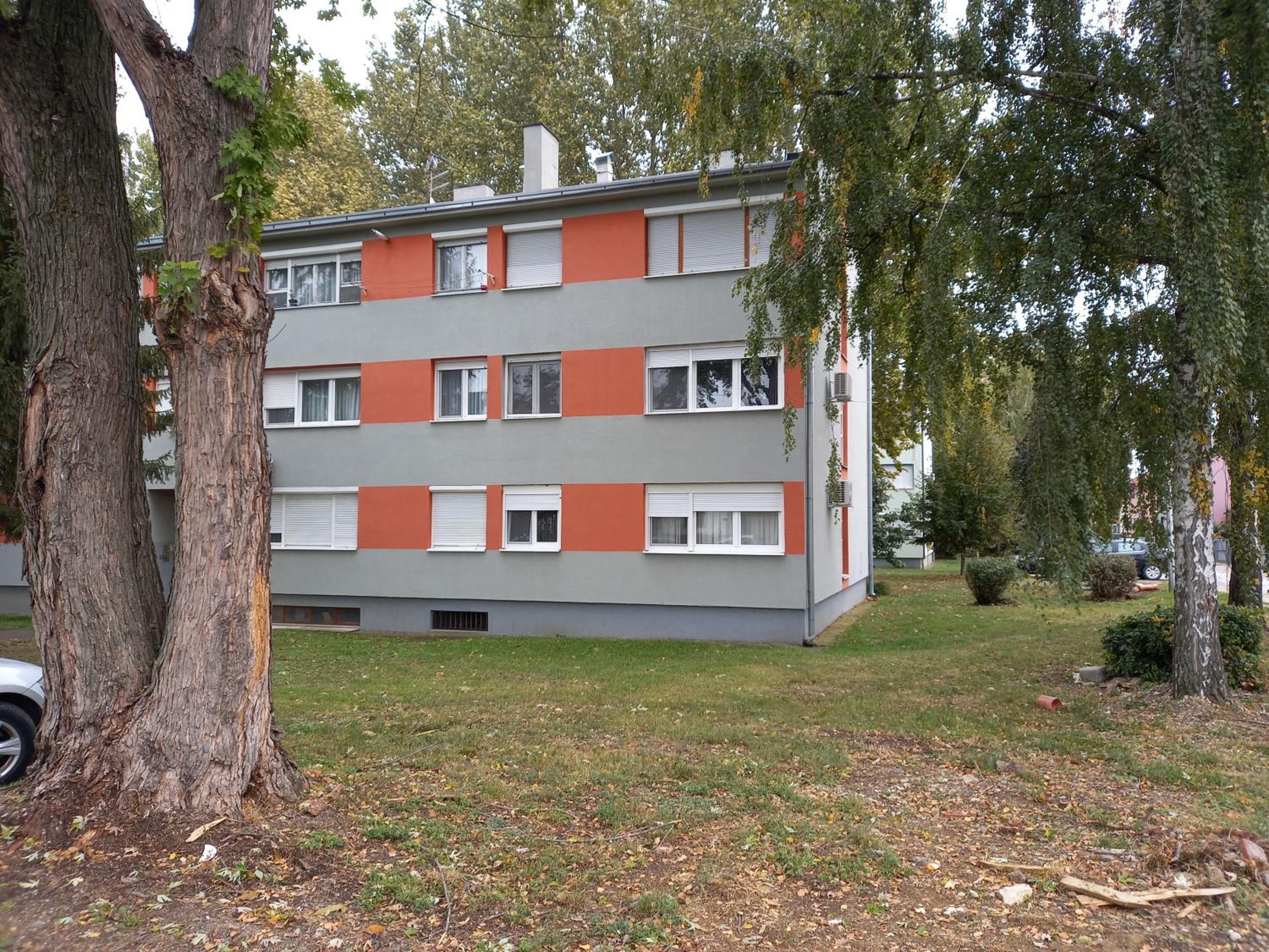 Hotel LUNA 1 - Image 1