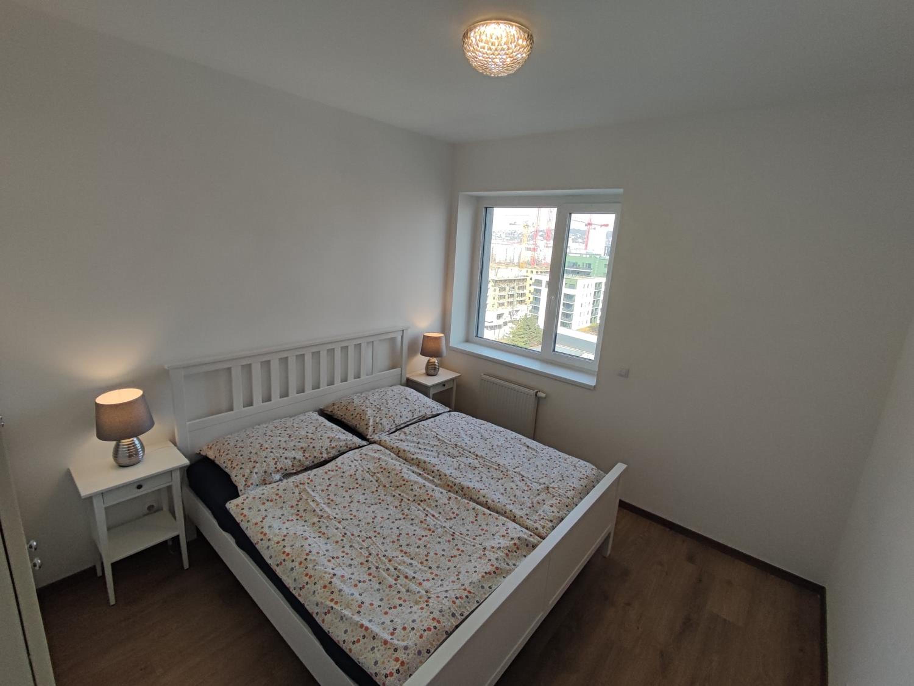 Riverside apartment by the Danube view 3