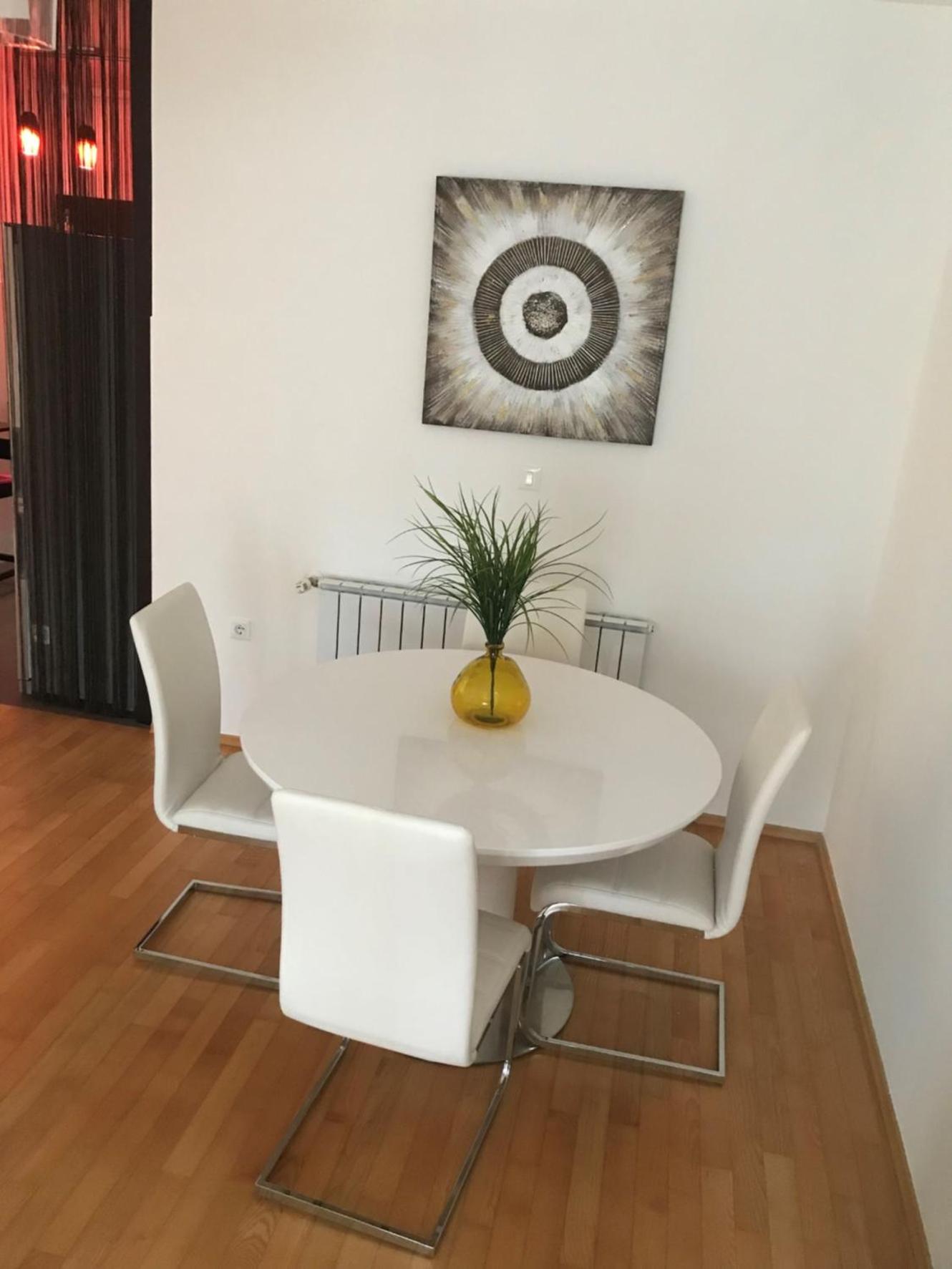 Apartment Angela with private garage slot view 5