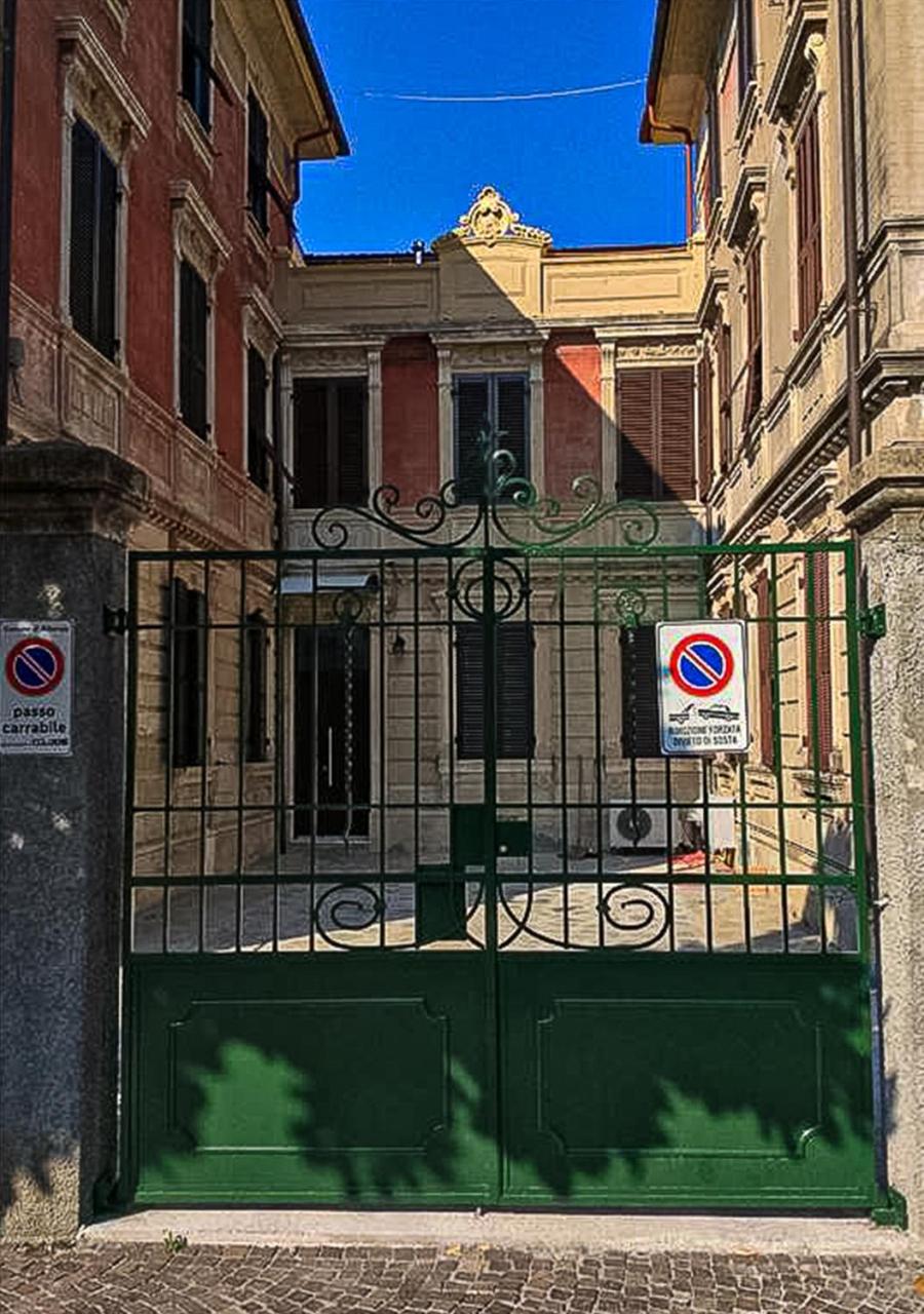 La Corte Albenga - Appartamento o Camera con Posto Auto privato