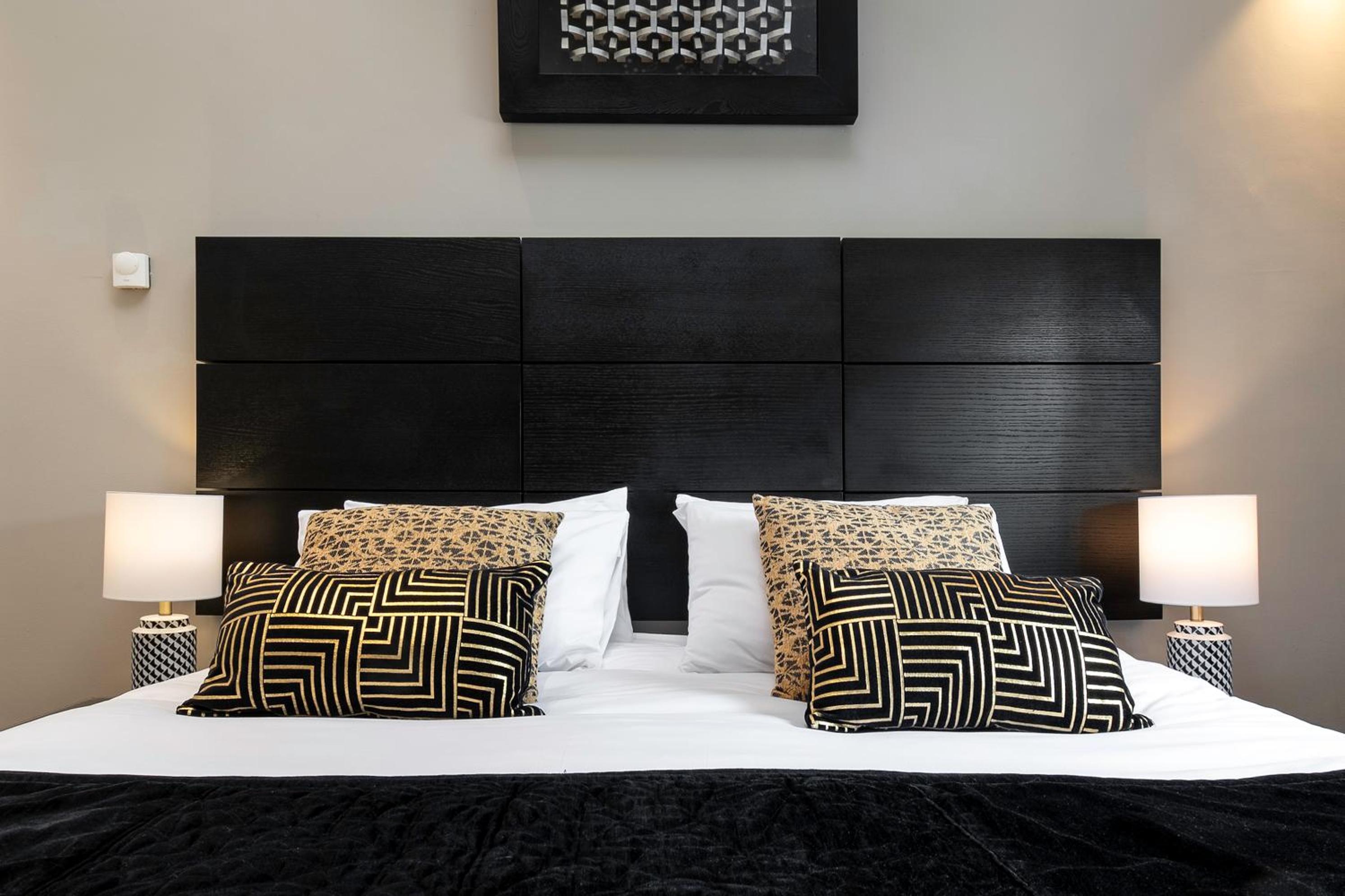 Bath Vacations - Bath Circle Camden Lodge House - Property Image 1