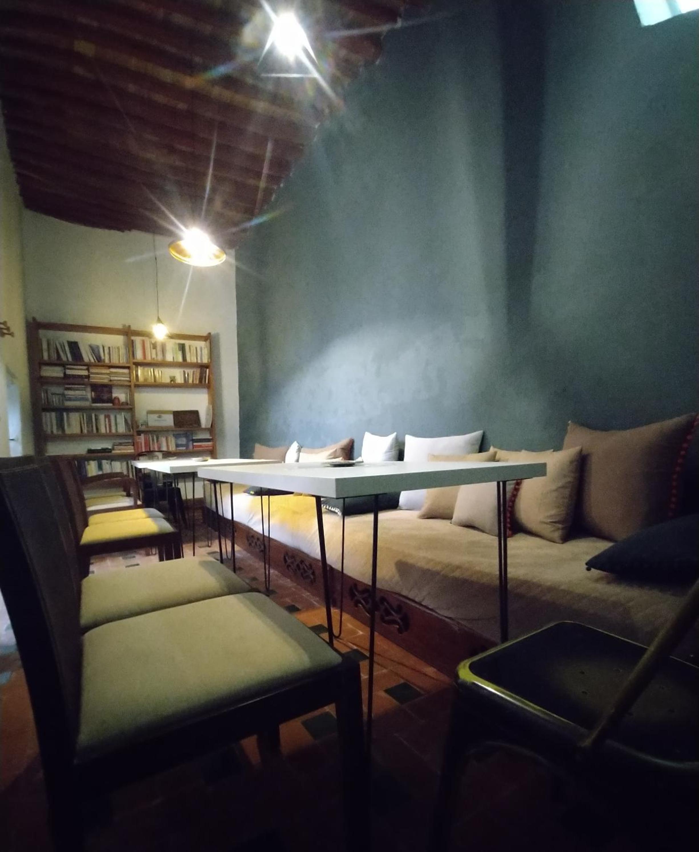 lounge