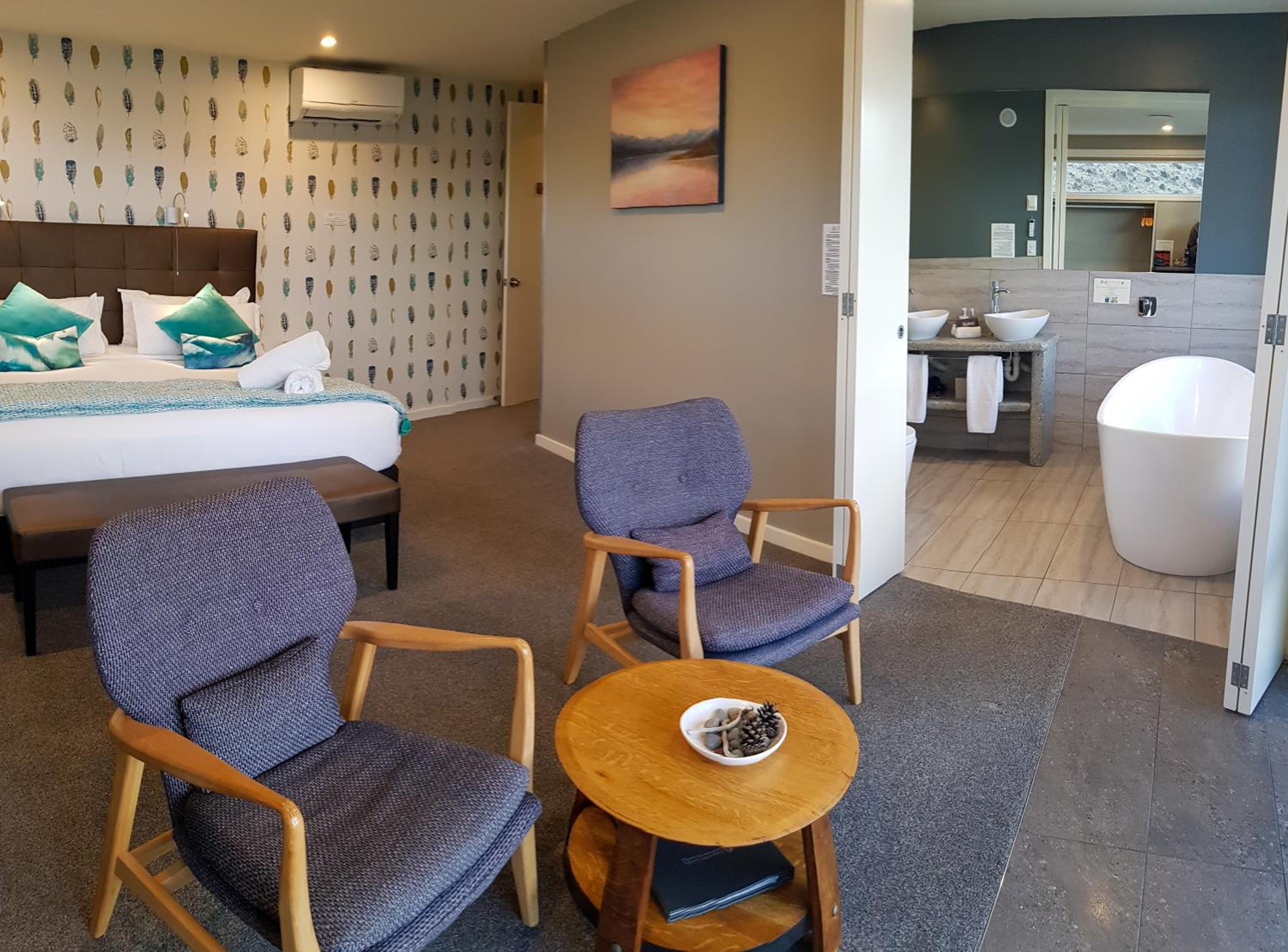 Lakestone Lodge