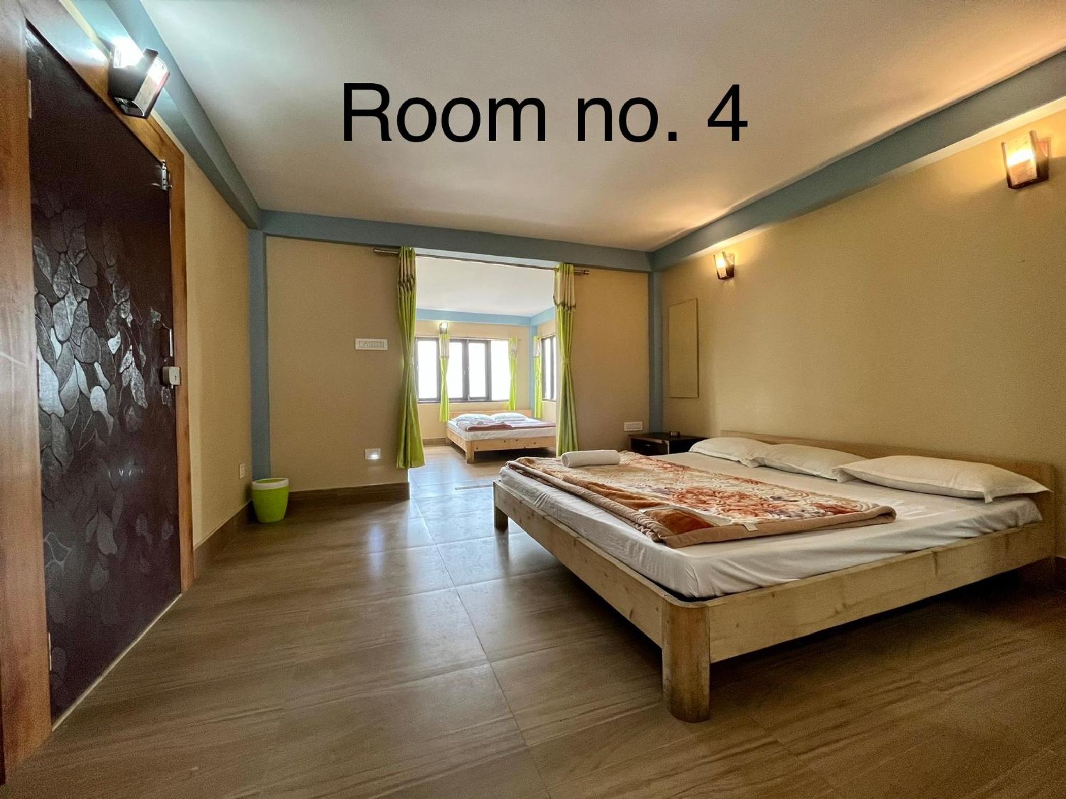 Photo 6