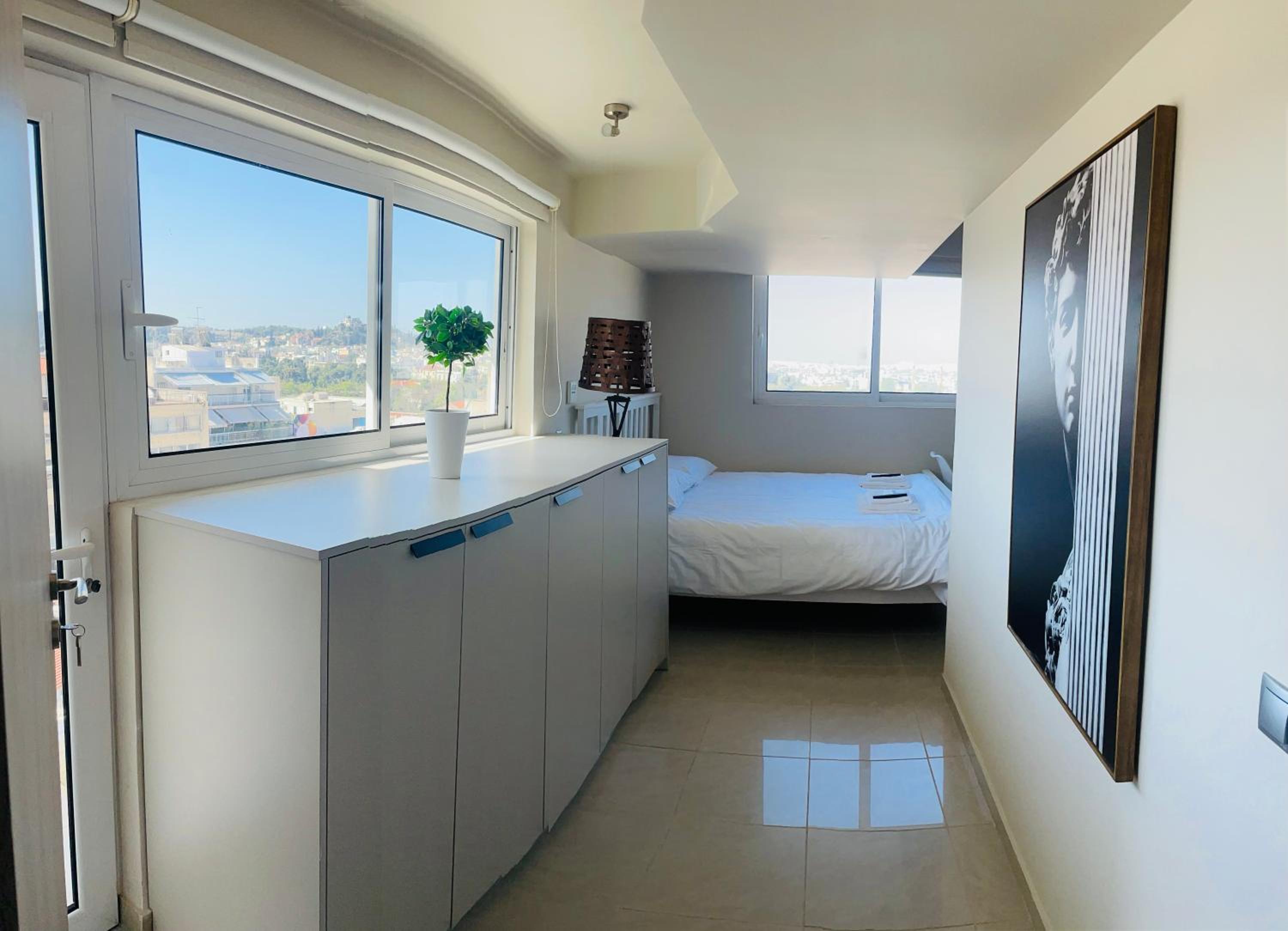 WUKELA APARTMENTS