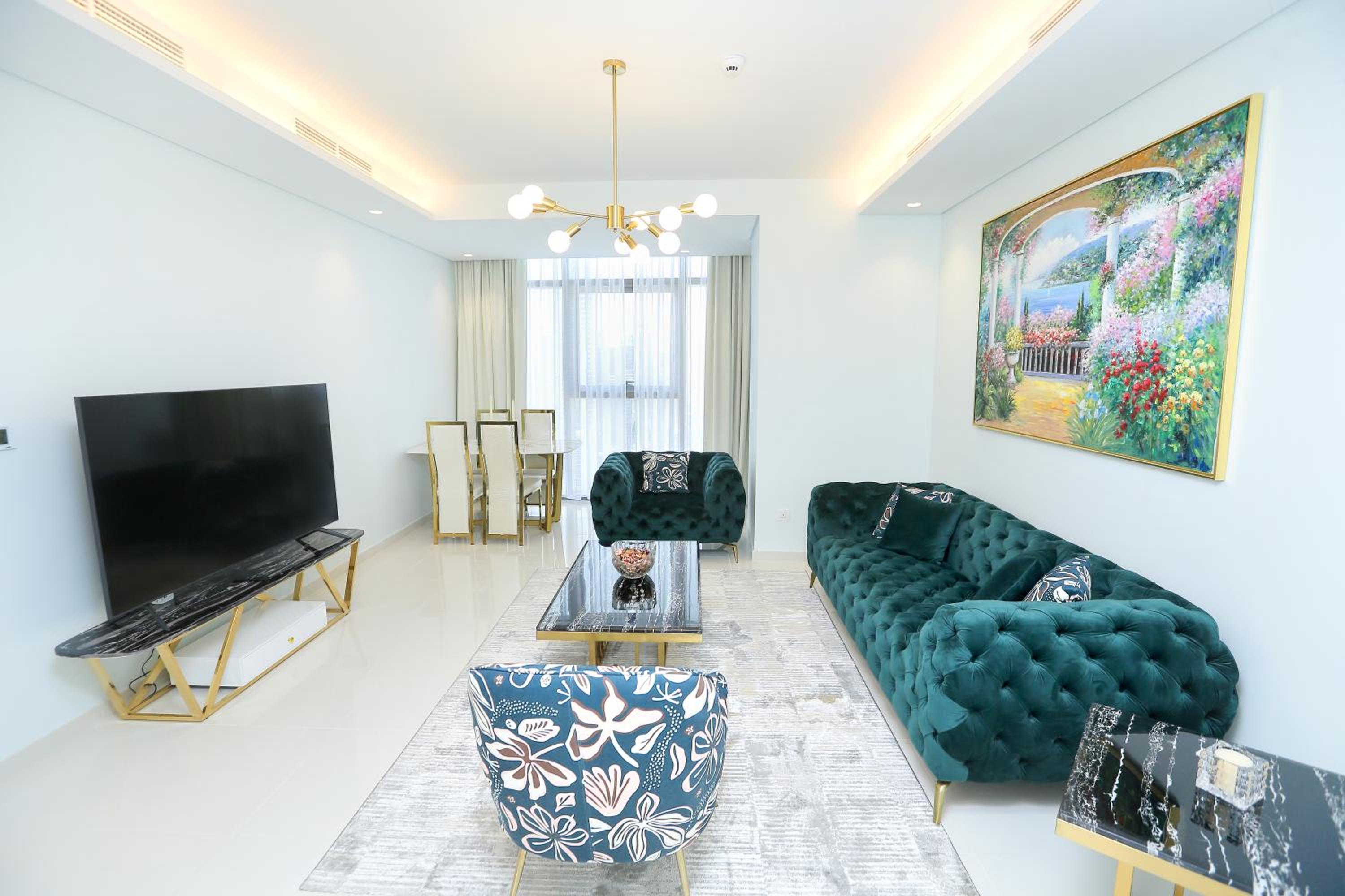 Paramount Midtown -Stunning 2 Bedroom Apt with Burj-Khalifa view