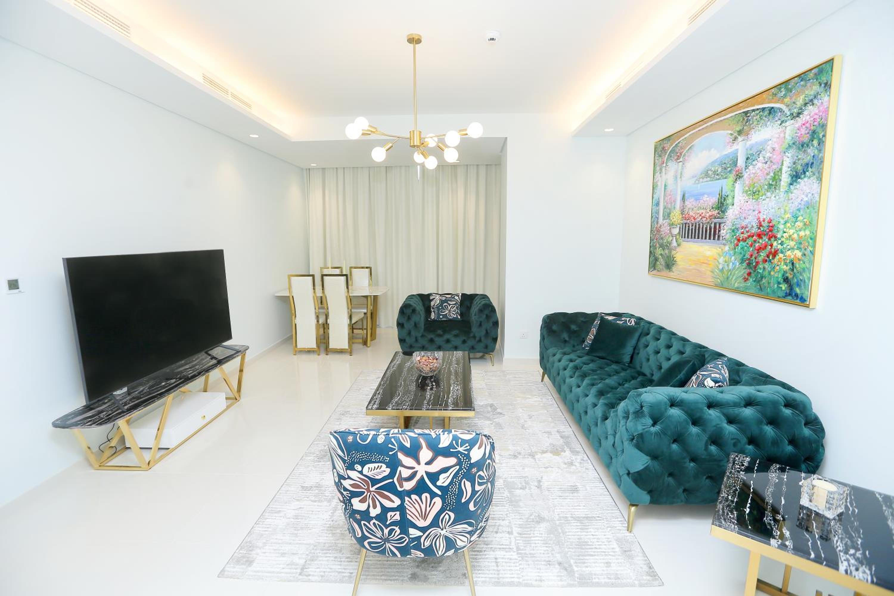 Paramount Midtown -Stunning 2 Bedroom Apt with Burj-Khalifa view