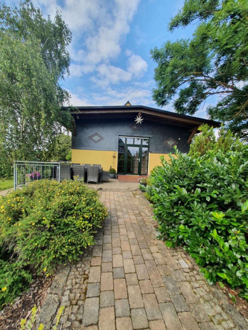Alten Bahnhof Oberdorla/ Thüringen