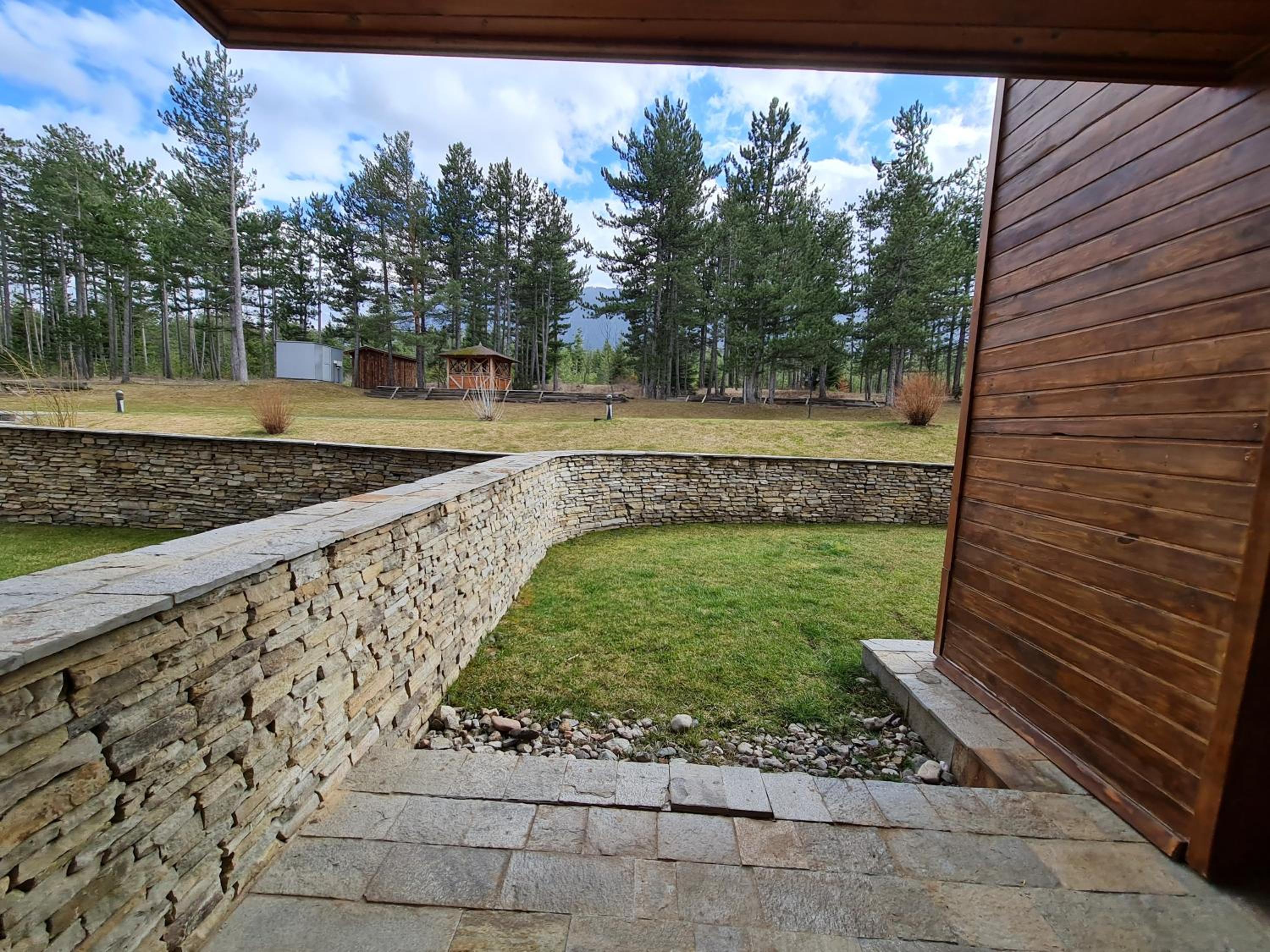 Pirin Golf Apartment HOME with private garden view 4