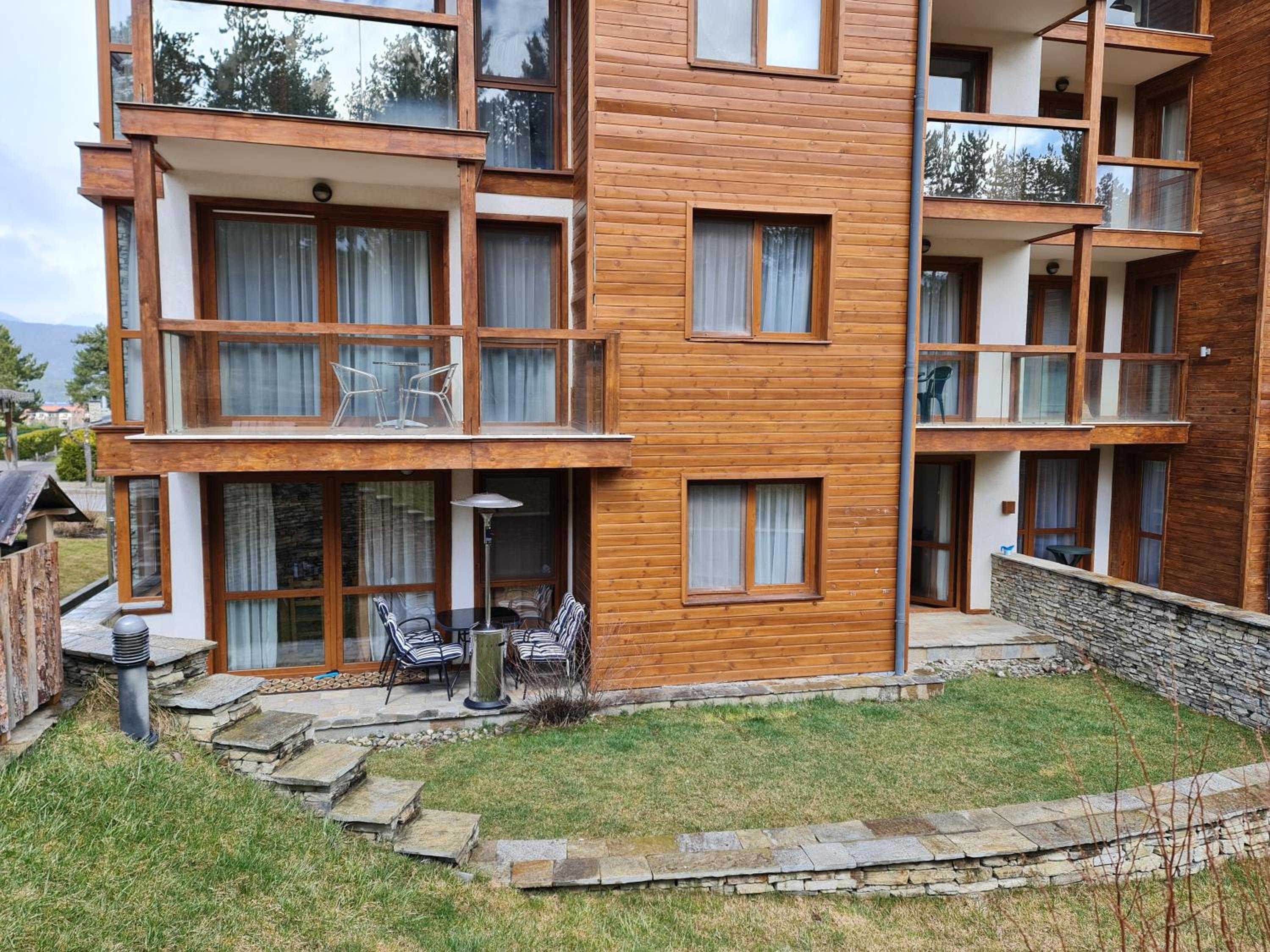Photo 11