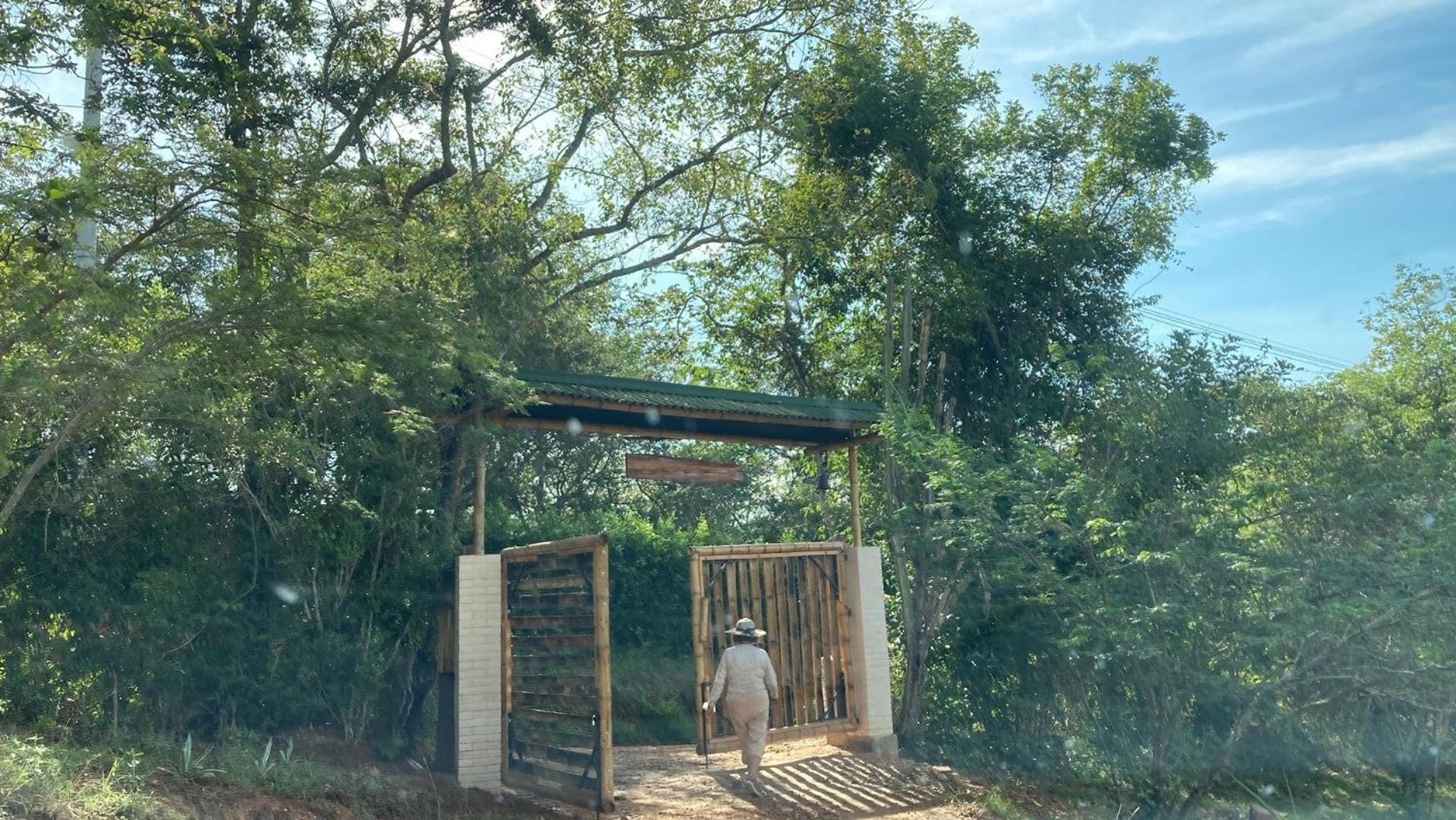 Hotel Valle Luna - Image 1